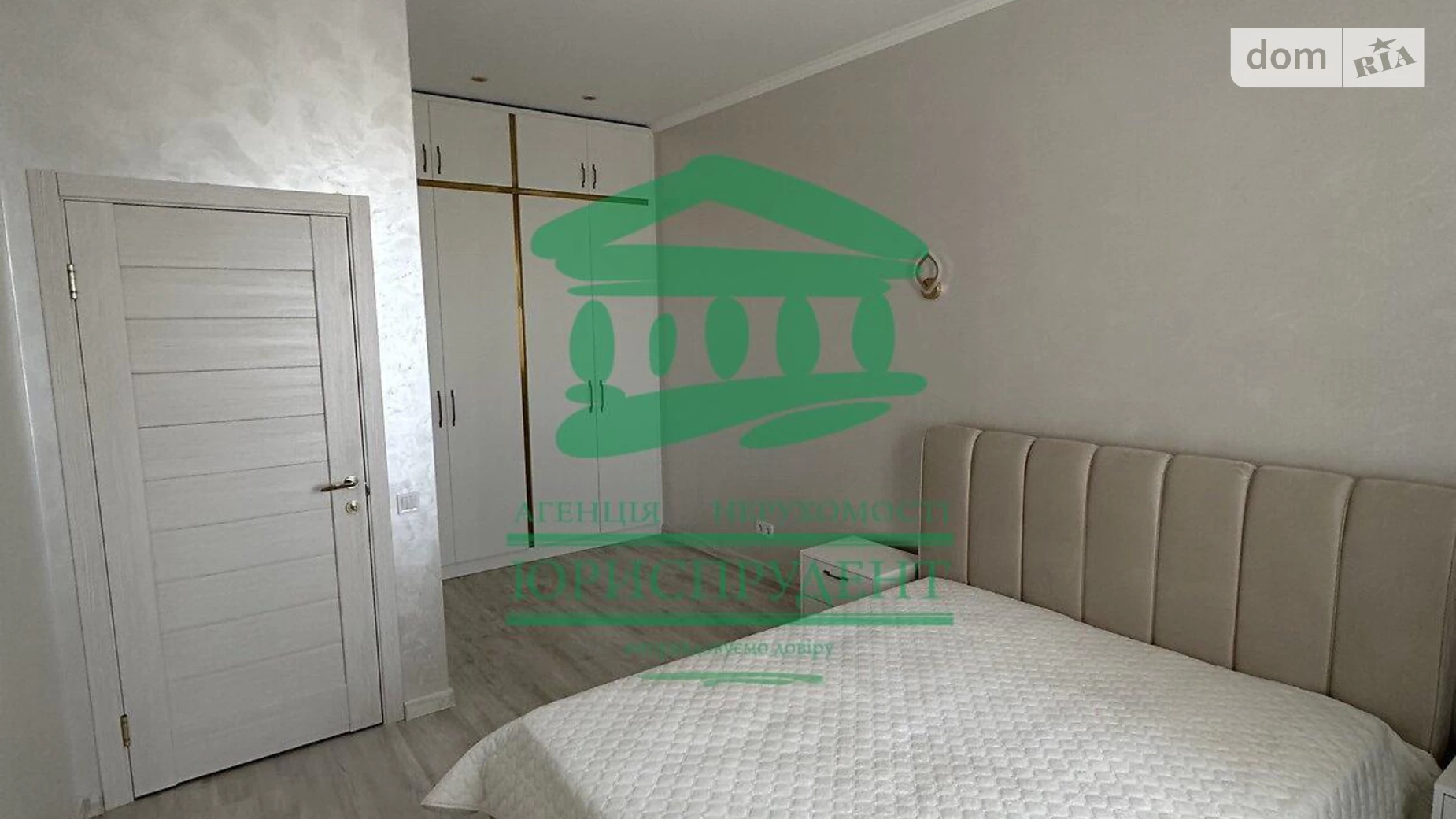 Продается 1-комнатная квартира 43.2 кв. м в Одессе, Николаевская дор.
