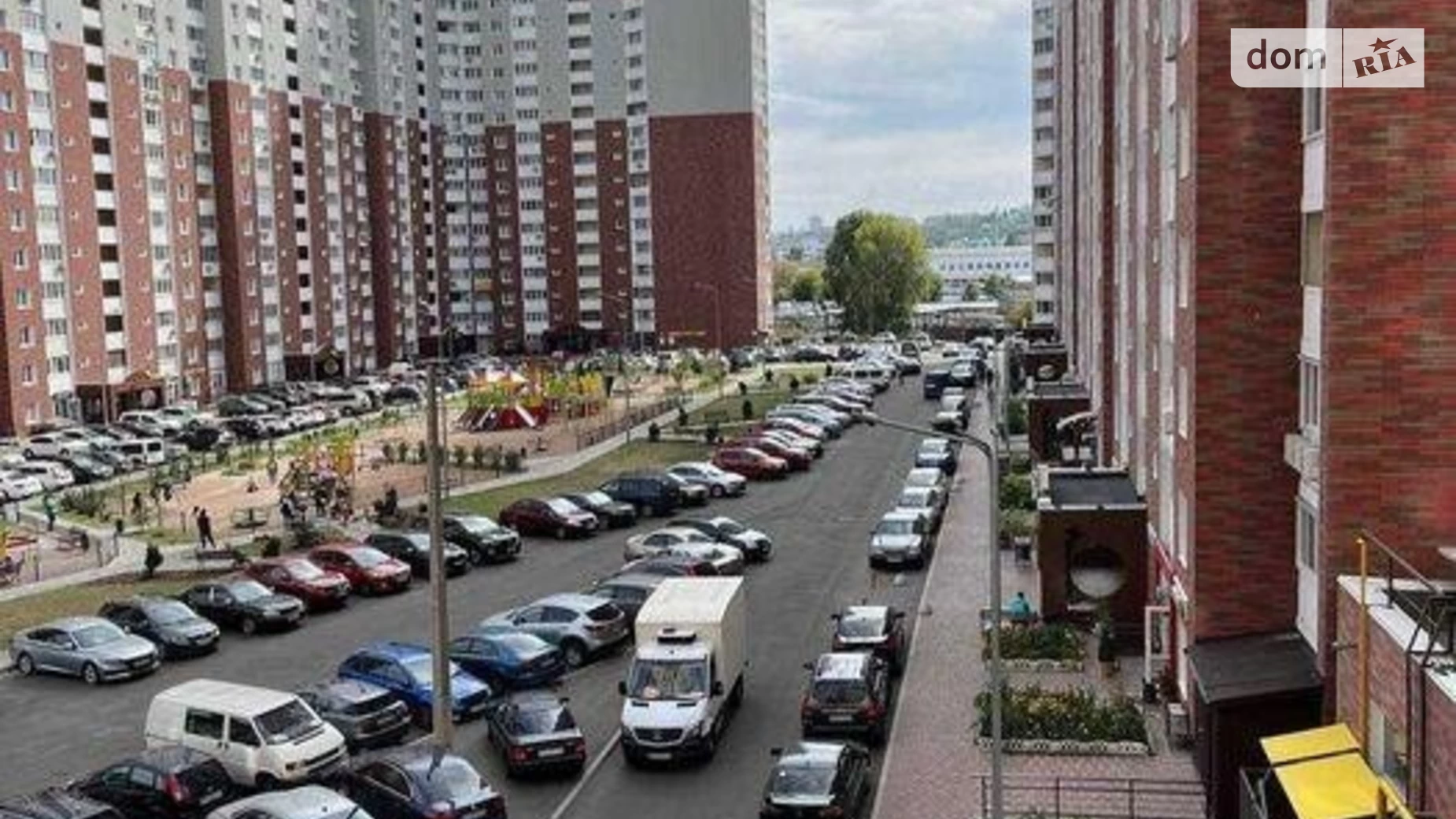 Продается 1-комнатная квартира 47.7 кв. м в Киеве, пер. Балтийский, 3