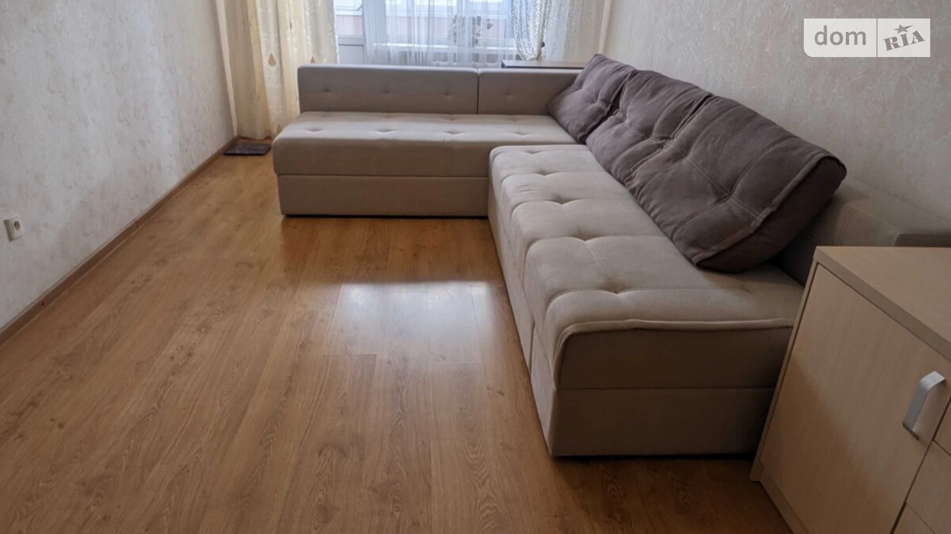 Продается 2-комнатная квартира 45 кв. м в Ровно, ул. Василия Червония(Гагарина) - фото 2