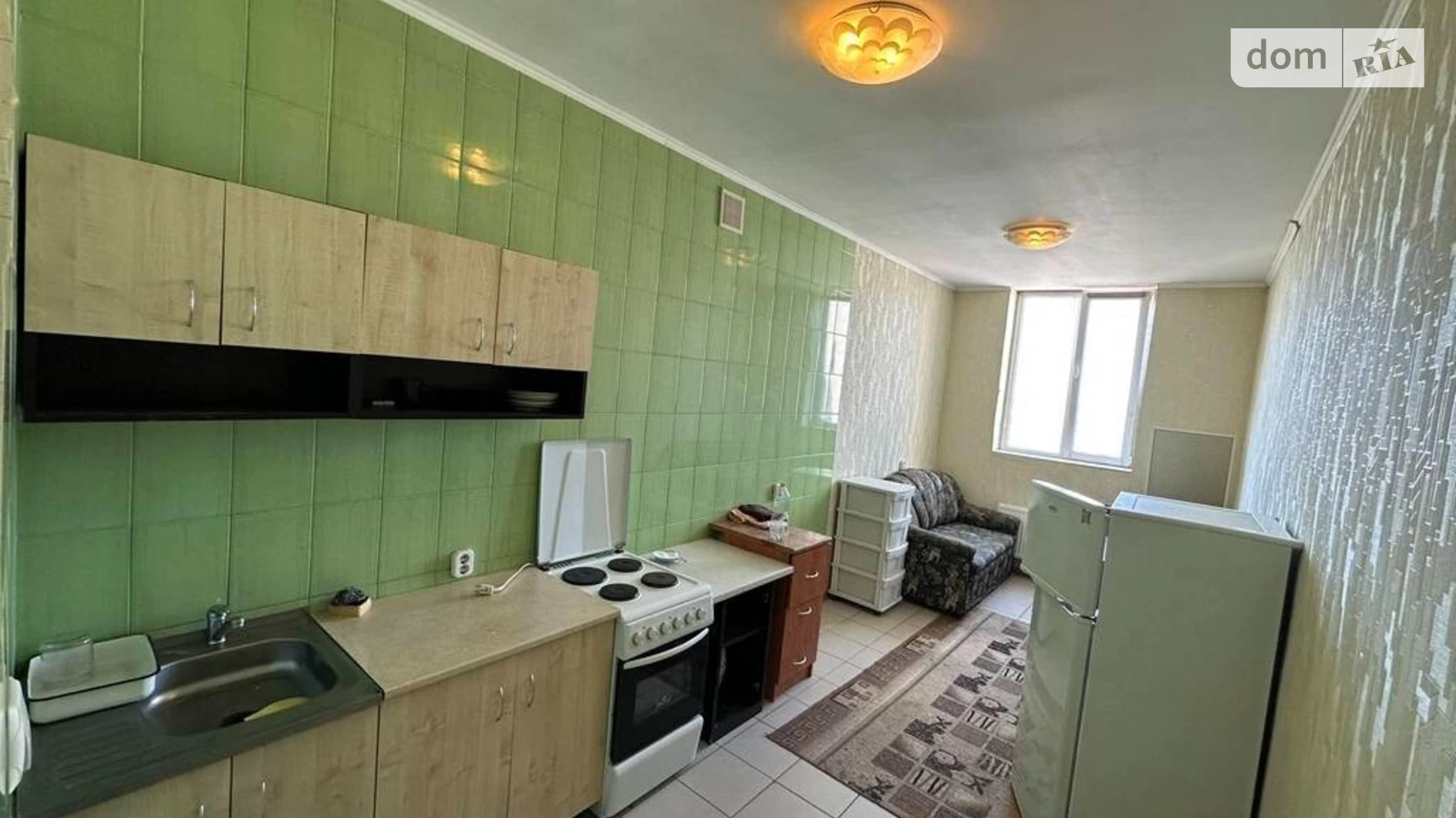 Продается 1-комнатная квартира 64.5 кв. м в Одессе, ул. Академика Вильямса