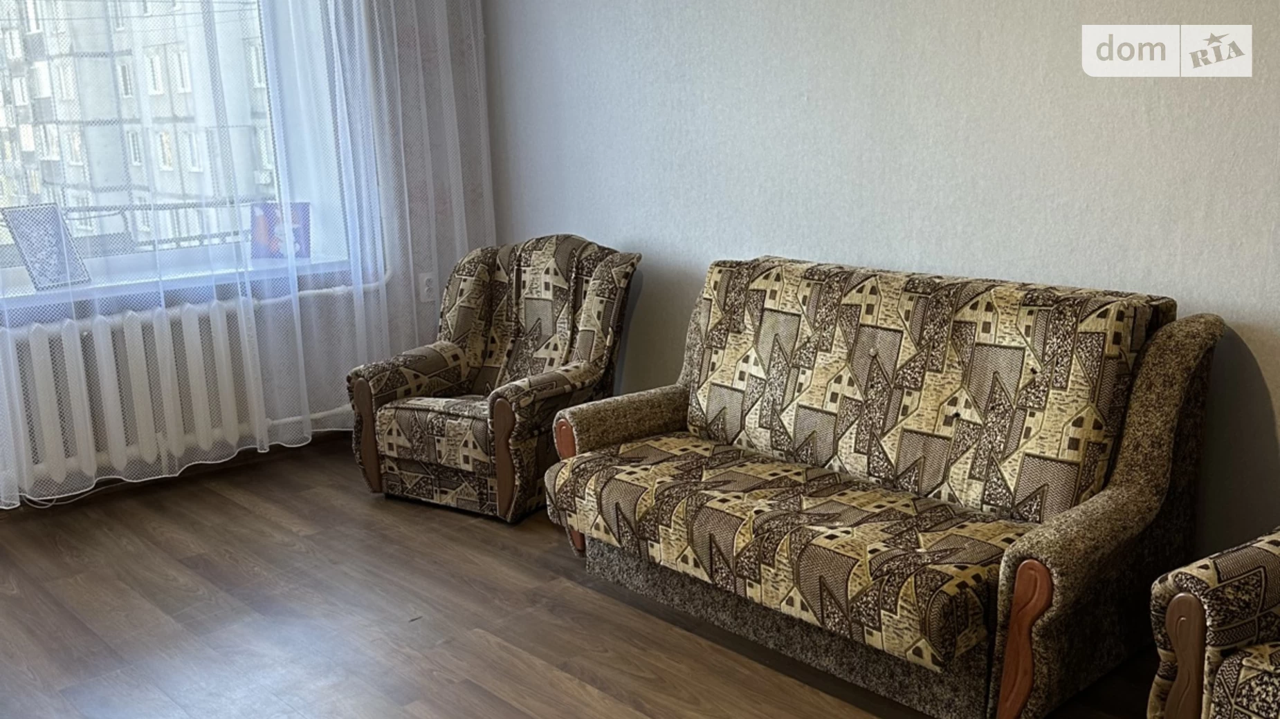 Продается 1-комнатная квартира 30.2 кв. м в Ровно