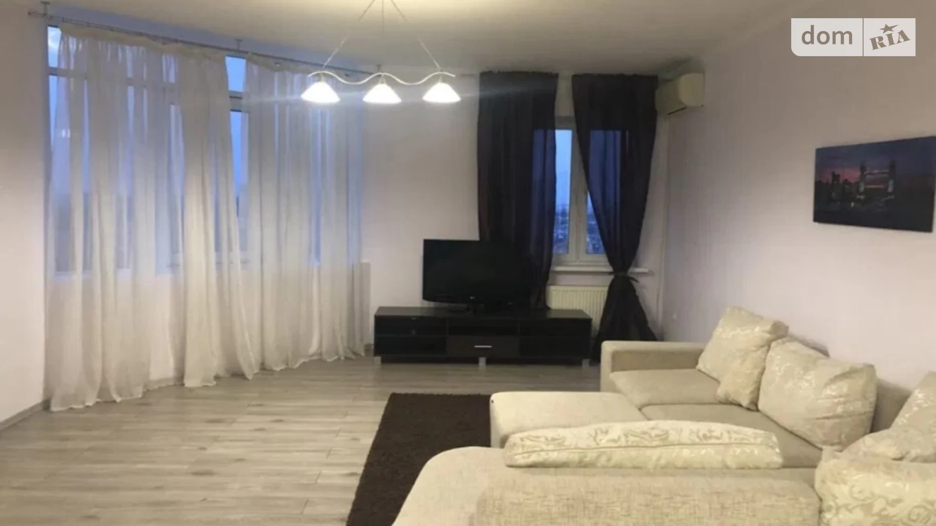Продается 2-комнатная квартира 70 кв. м в Киеве, ул. Дегтяревская, 25А - фото 3