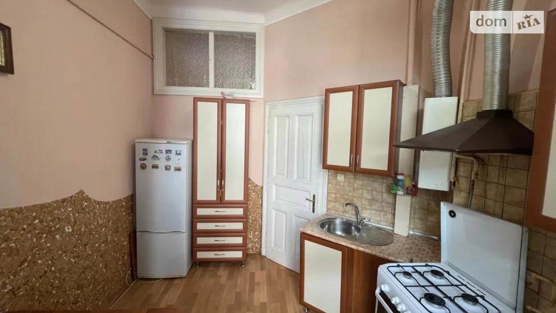 Продається 2-кімнатна квартира 45.7 кв. м у Львові