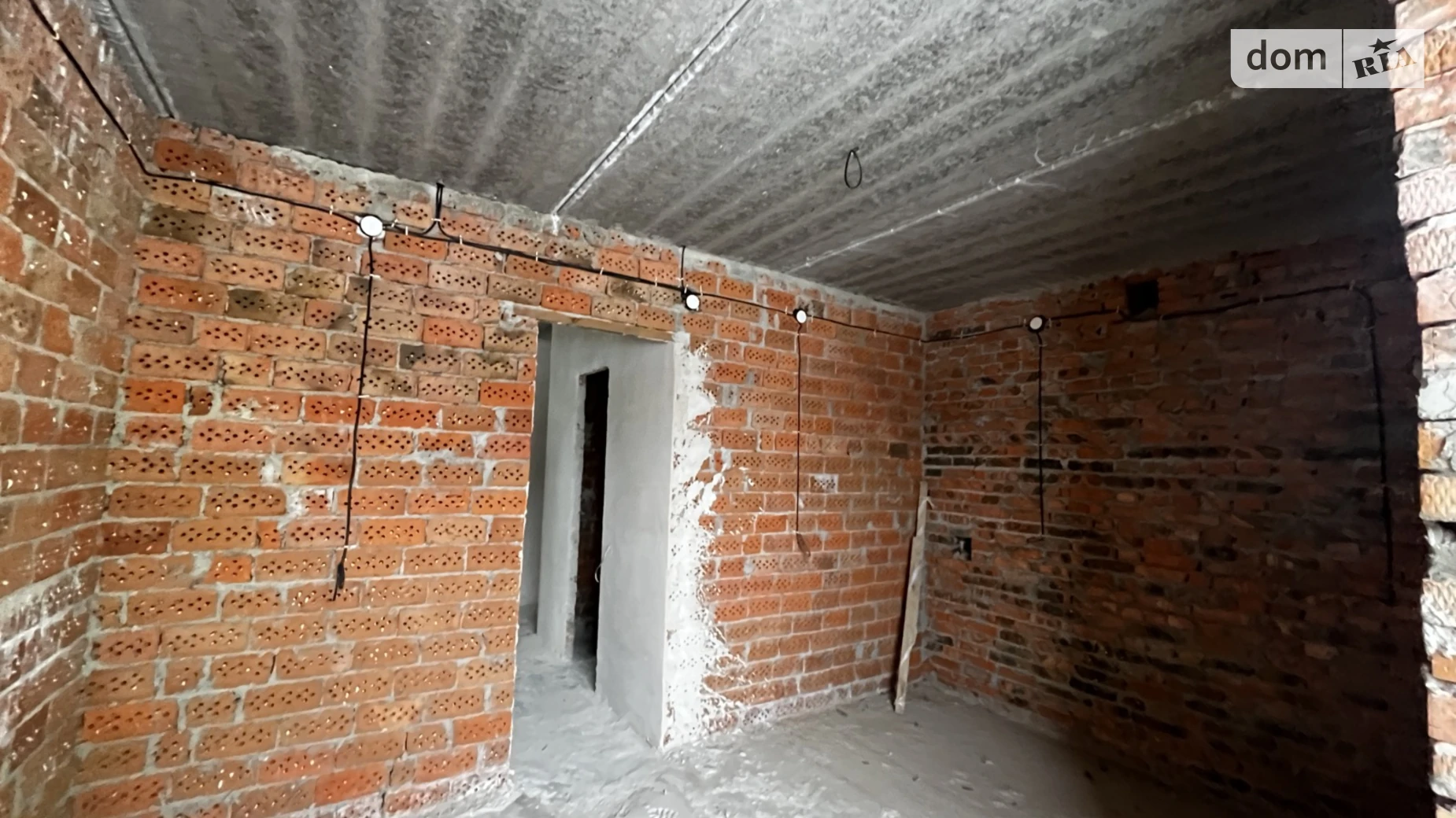 Продается 2-комнатная квартира 69.73 кв. м в Хмельницком, ул. Трудовая, 5/2Б - фото 2