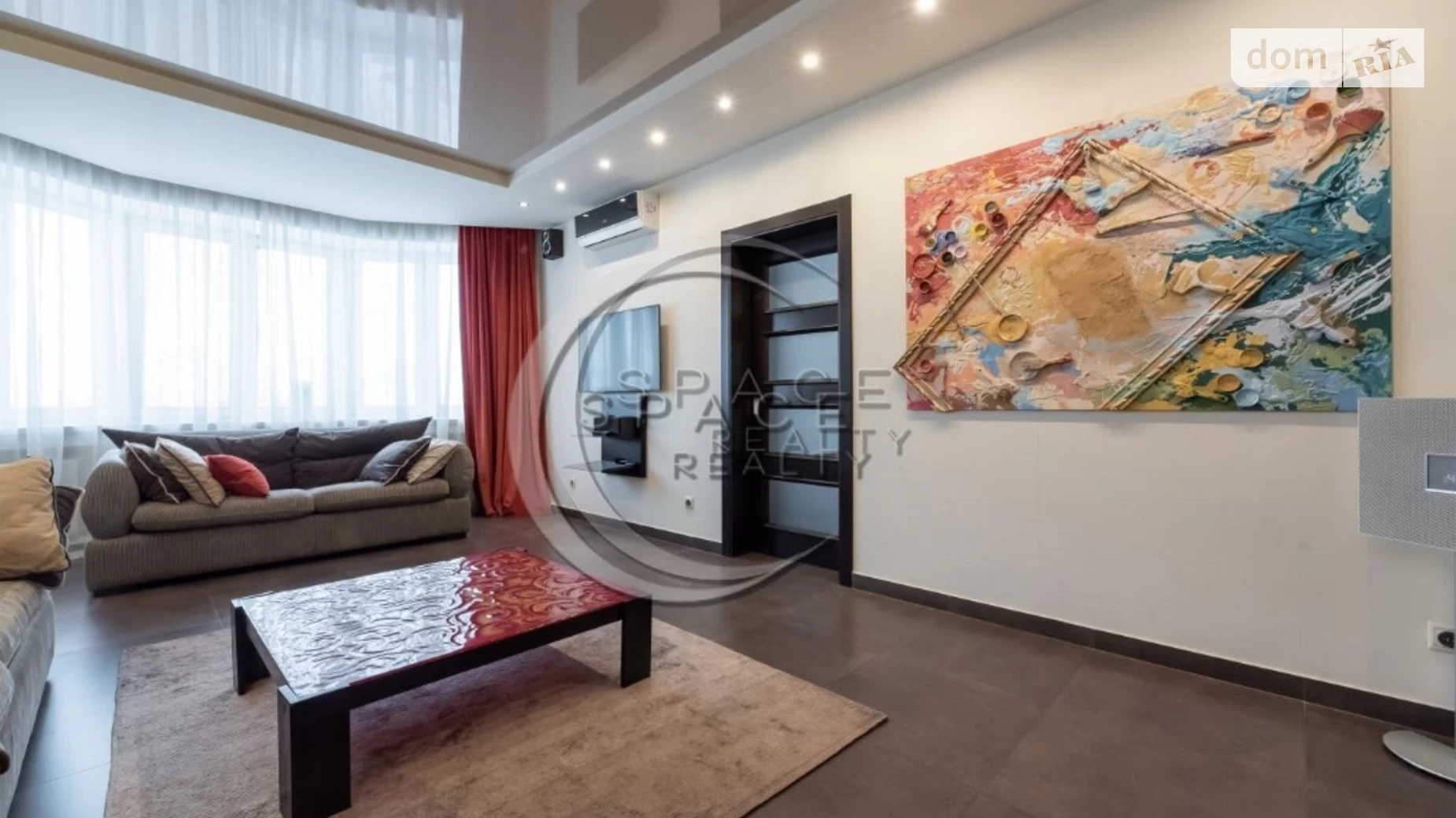 Продается 3-комнатная квартира 115 кв. м в Киеве, ул. Академика Лебедева, 7В