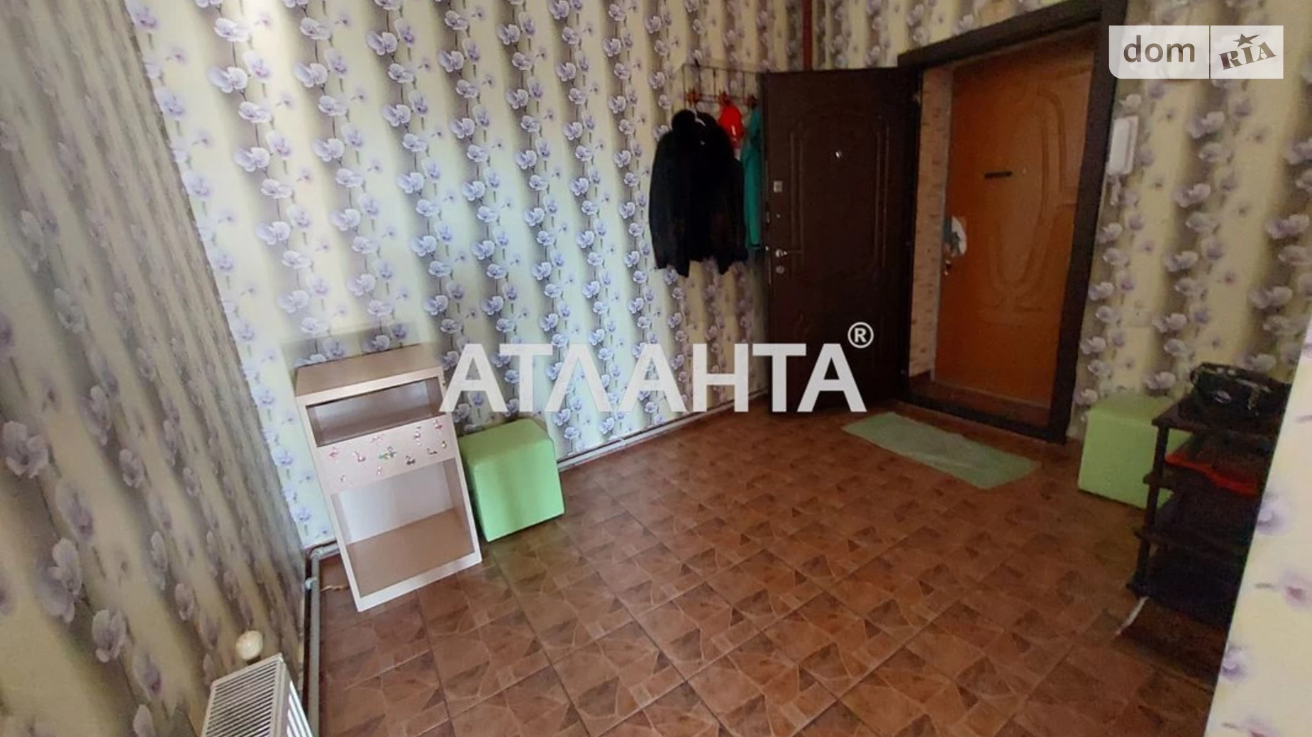 Продається 2-кімнатна квартира 80.5 кв. м у Одесі, вул. Левітана