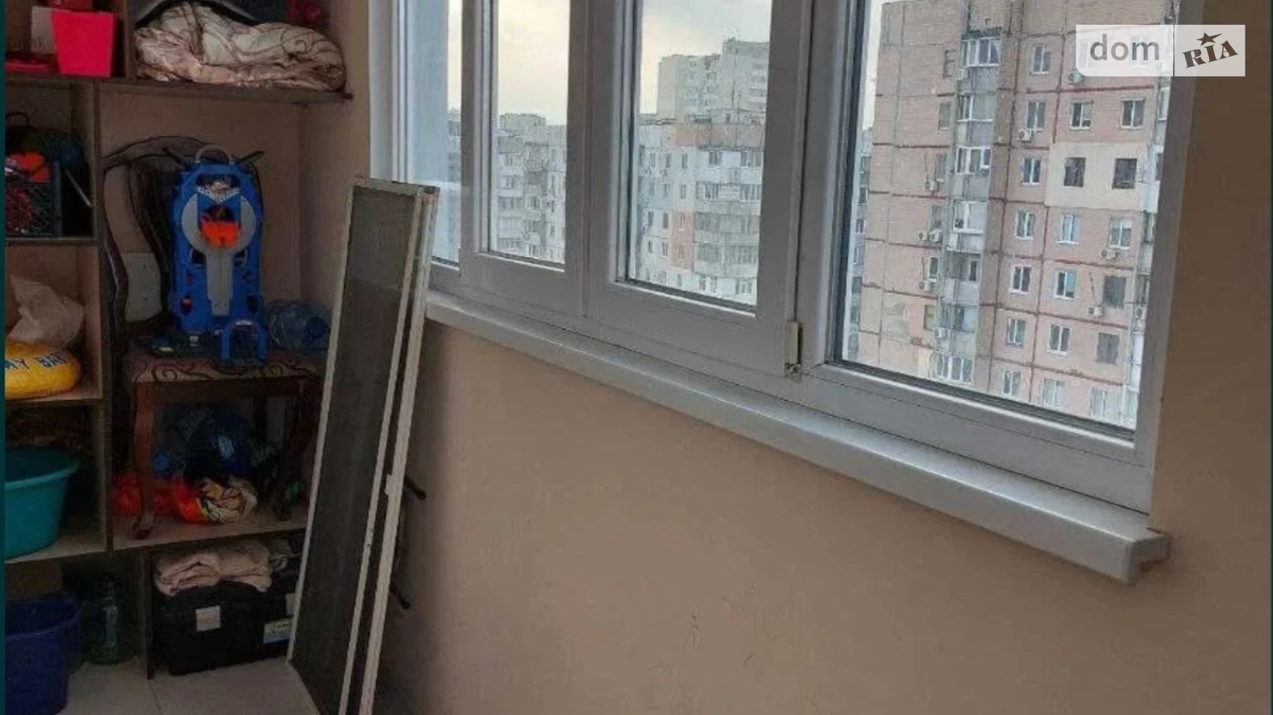Продается 3-комнатная квартира 87 кв. м в Одессе, ул. Академика Сахарова, 40