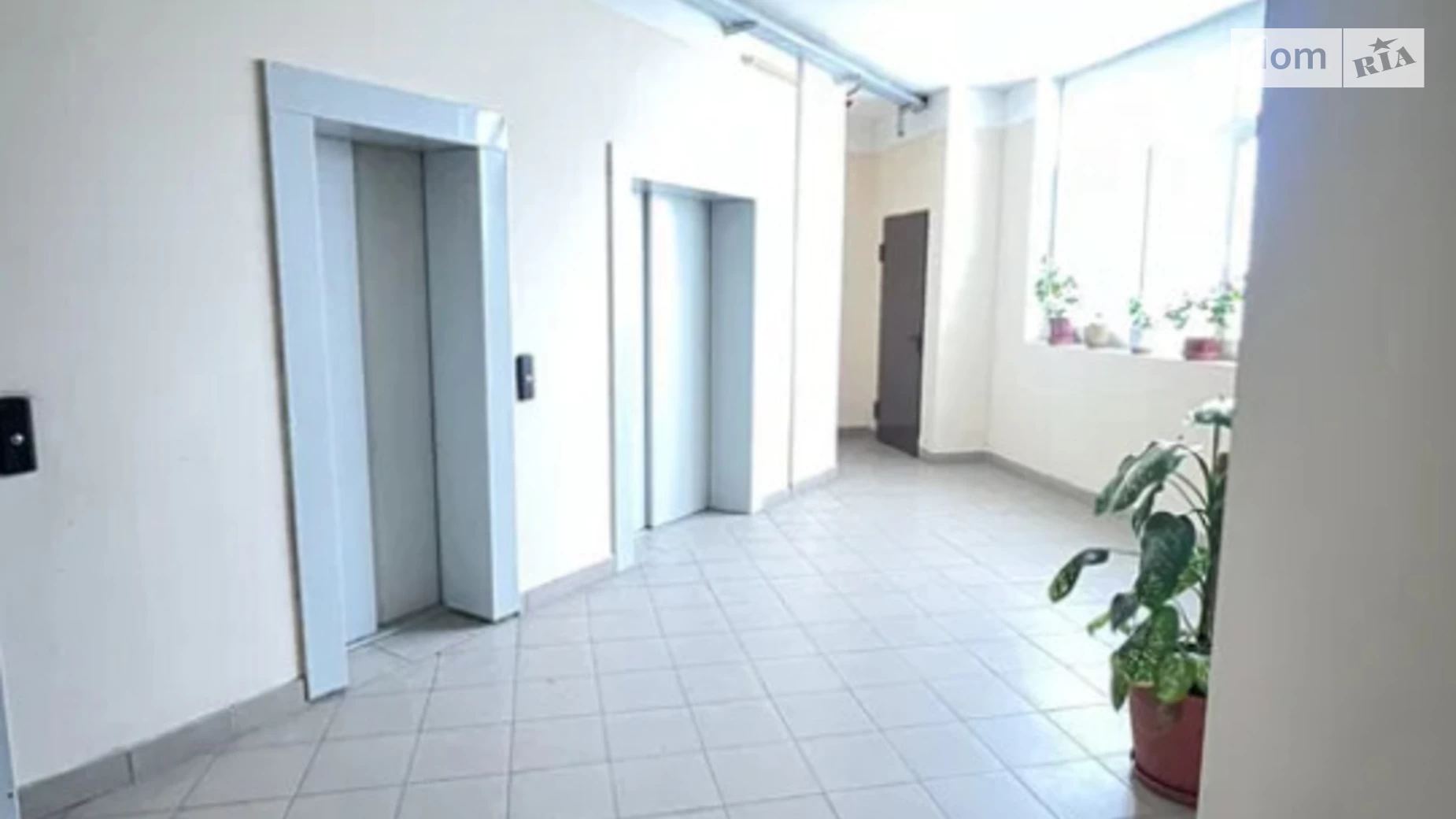 Продается 3-комнатная квартира 132 кв. м в Киеве, ул. Коновальца Евгения, 44А - фото 3