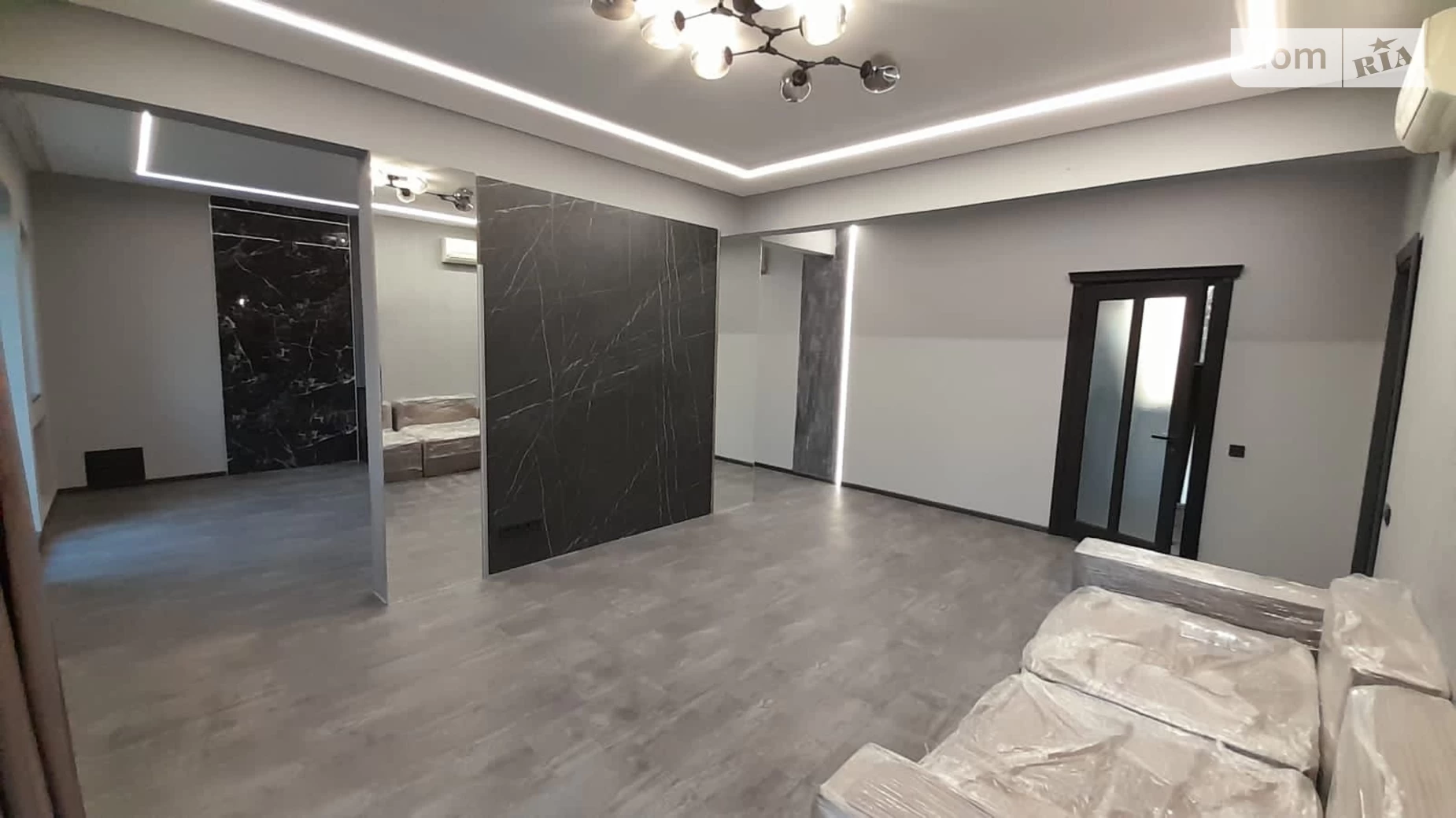 Продається будинок 3 поверховий 680 кв. м з садом, цена: 770000 $ - фото 2