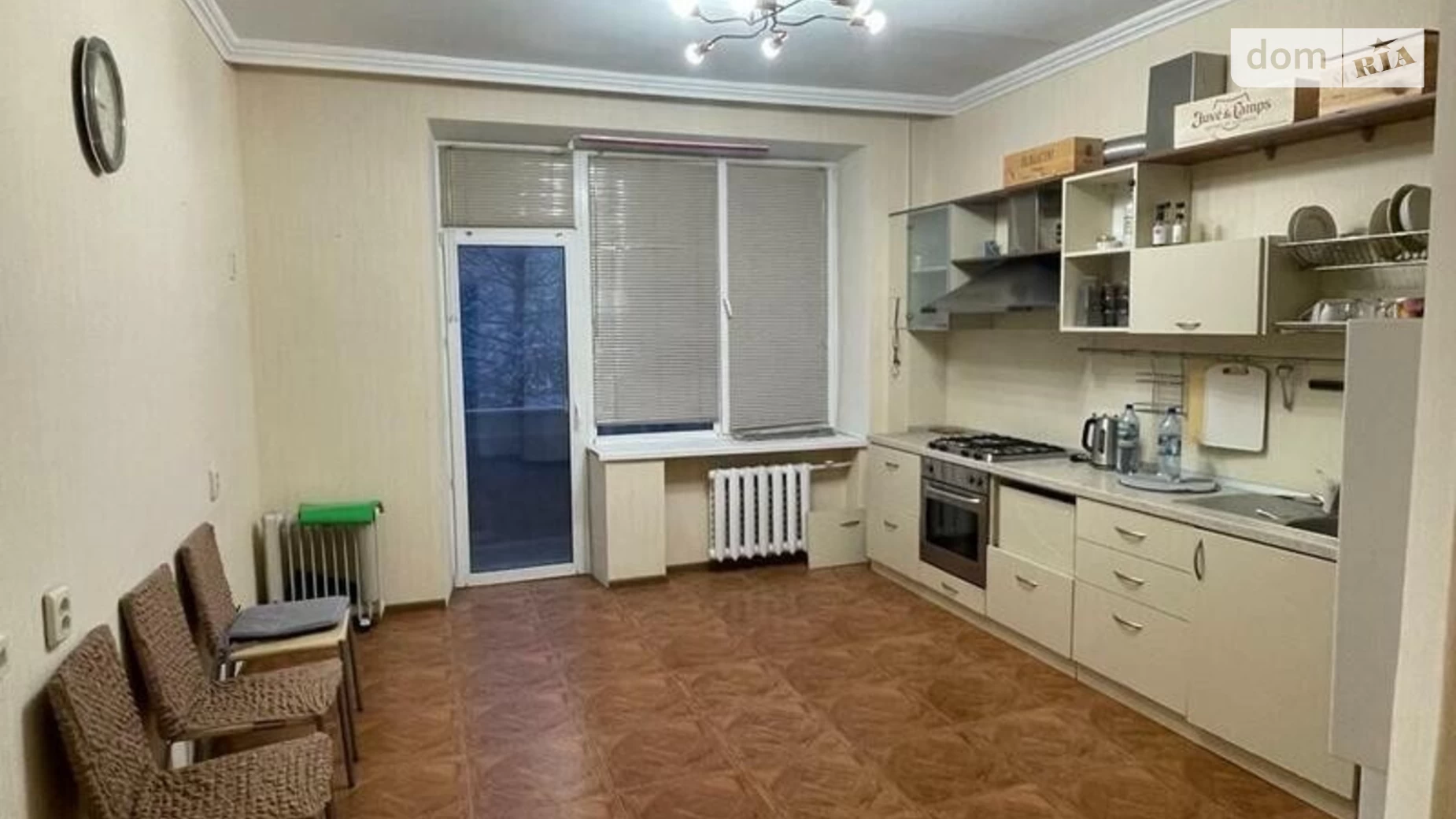 Продается 3-комнатная квартира 112 кв. м в Киеве, пер. Виноградный, 4