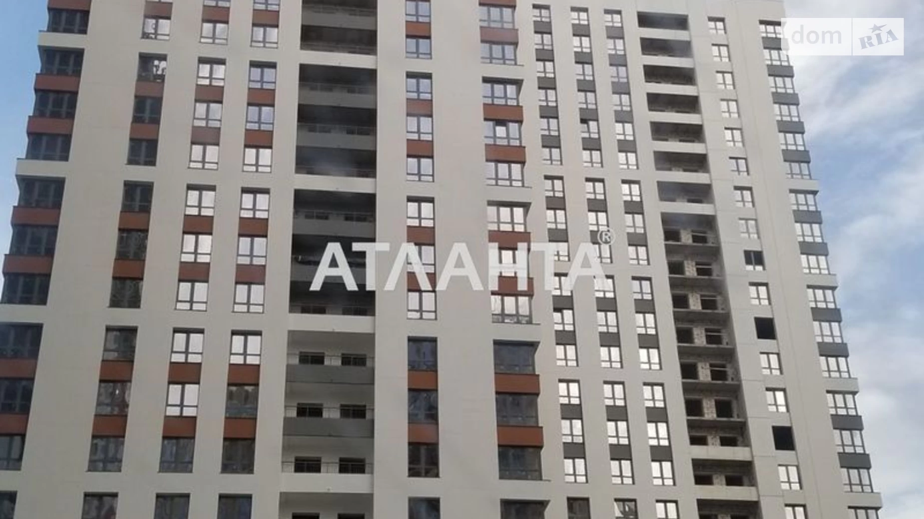 Продается 1-комнатная квартира 40.3 кв. м в Одессе, плато Гагаринское