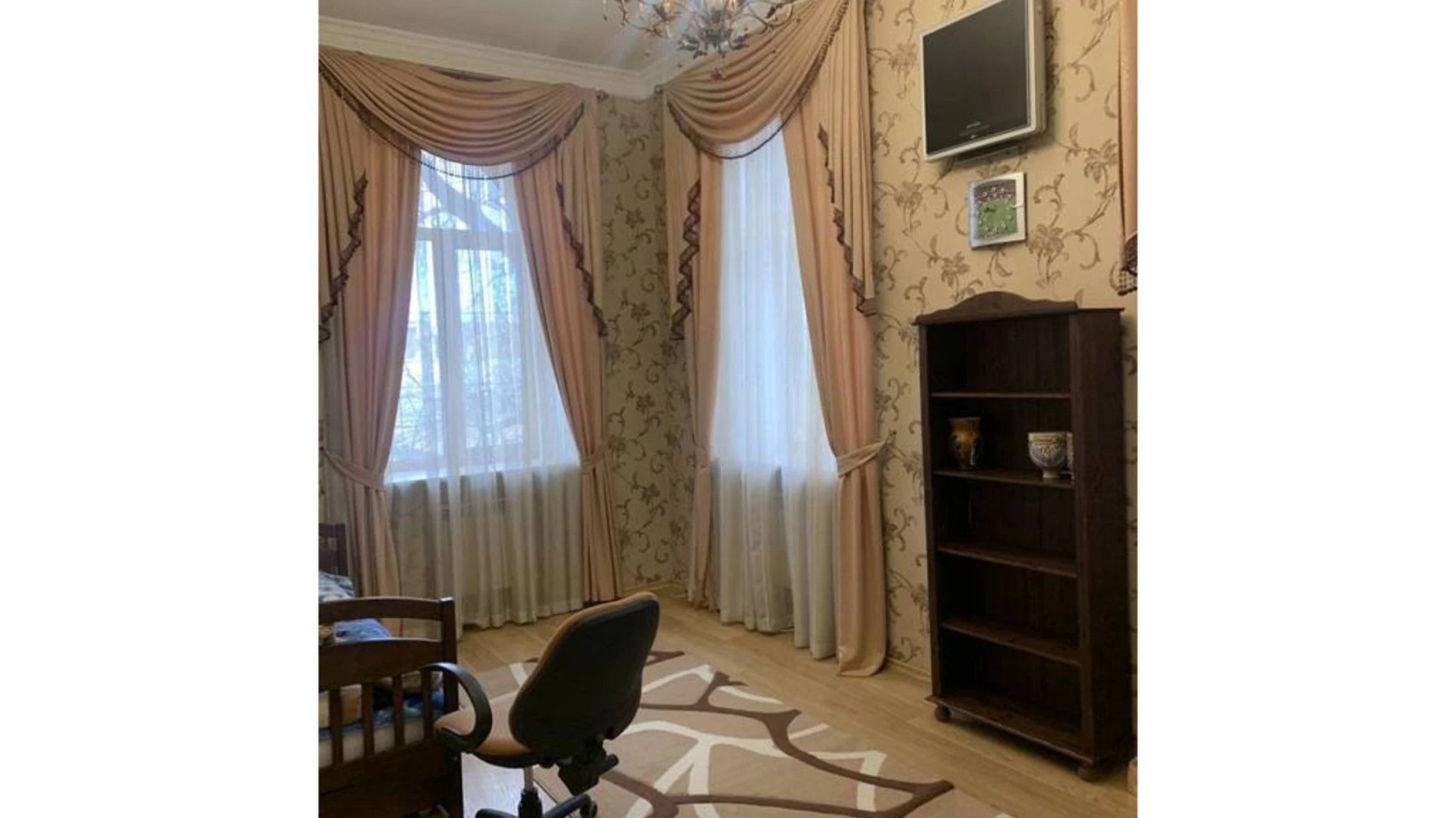 Продается 2-комнатная квартира 57 кв. м в Одессе, ул. Ришельевская