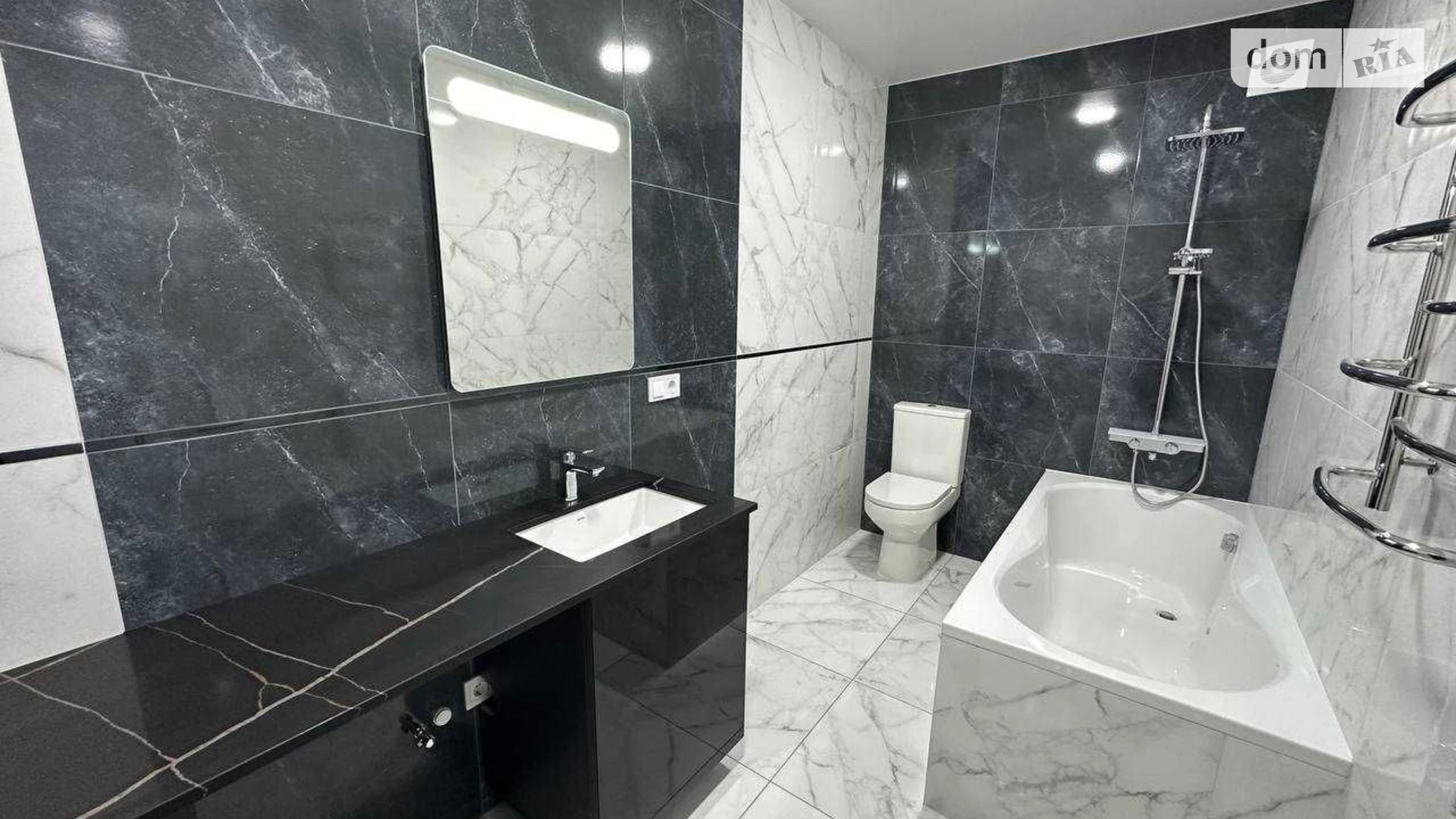 Продается 2-комнатная квартира 68 кв. м в Слобожанском, ул. Содружества, 6 - фото 5