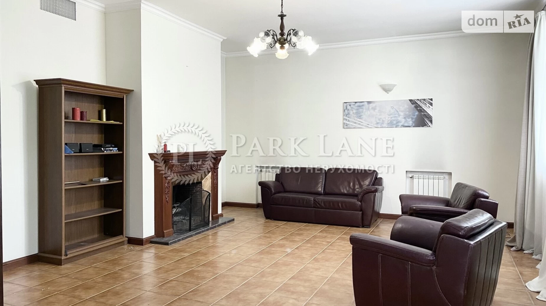 Продается дом на 3 этажа 438.3 кв. м с террасой, цена: 1000000 € - фото 3