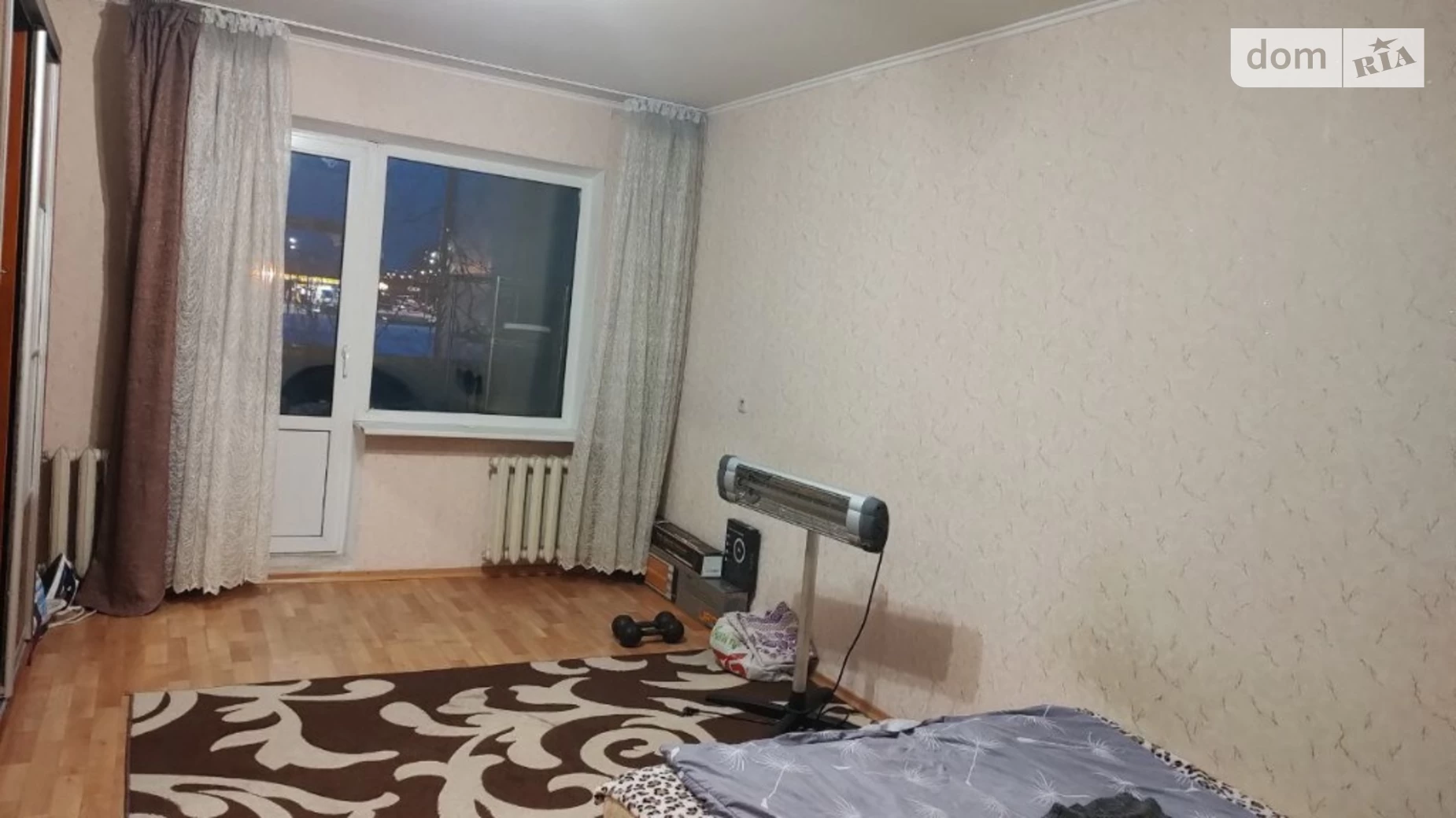 Продается 4-комнатная квартира 112 кв. м в Киеве, ул. Константина Данькевича, 8