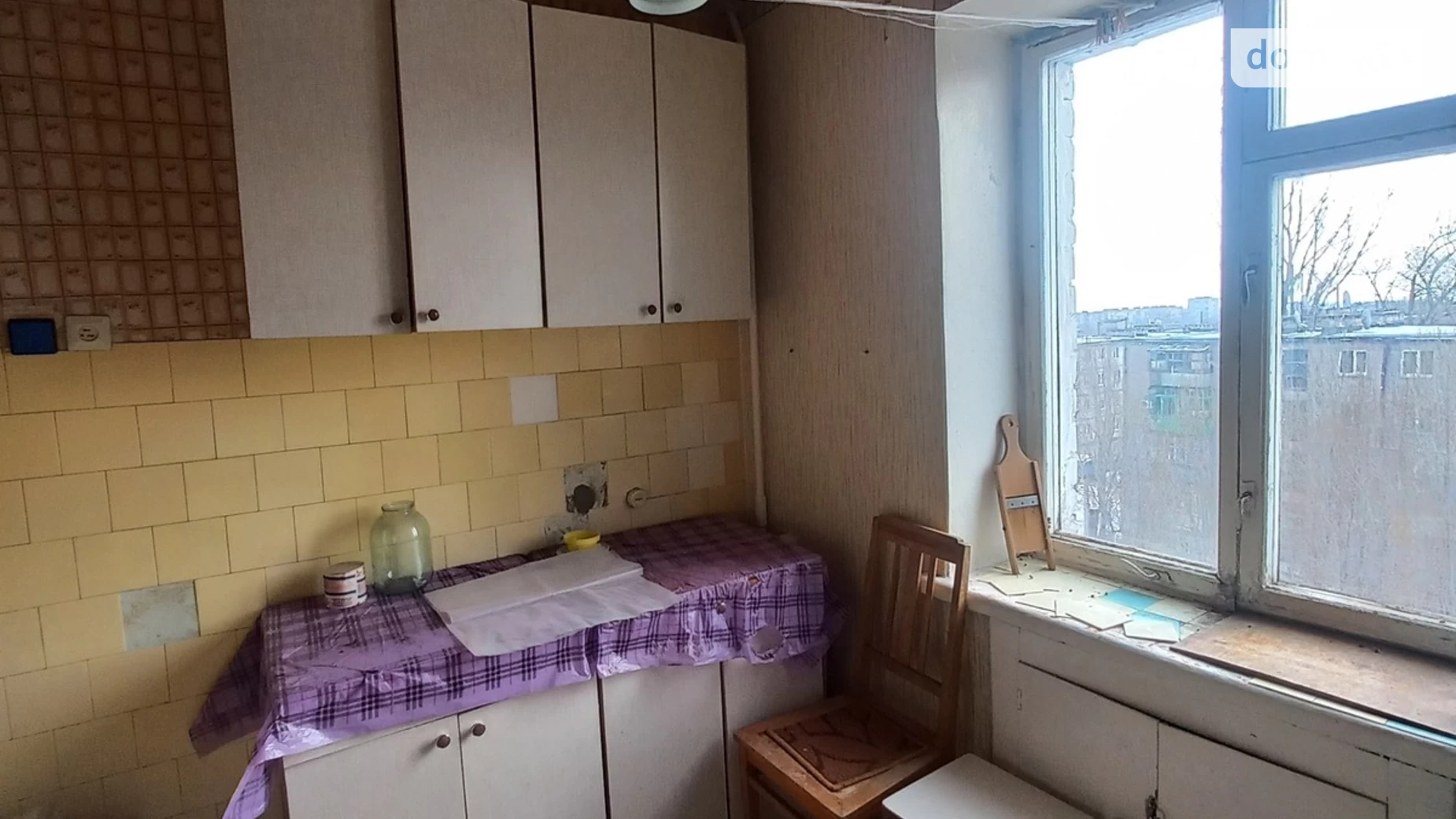 Продается 3-комнатная квартира 62 кв. м в Каменском, ул. Уютная