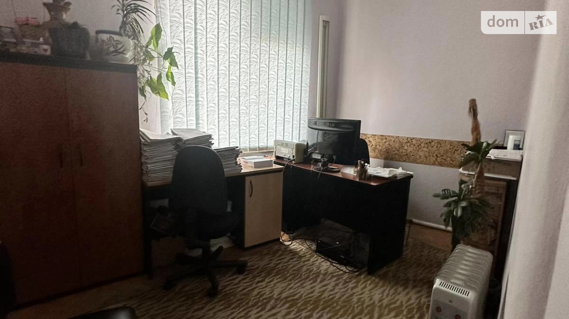 Продається 3-кімнатна квартира 77.5 кв. м у Мукачеві, центр - фото 5