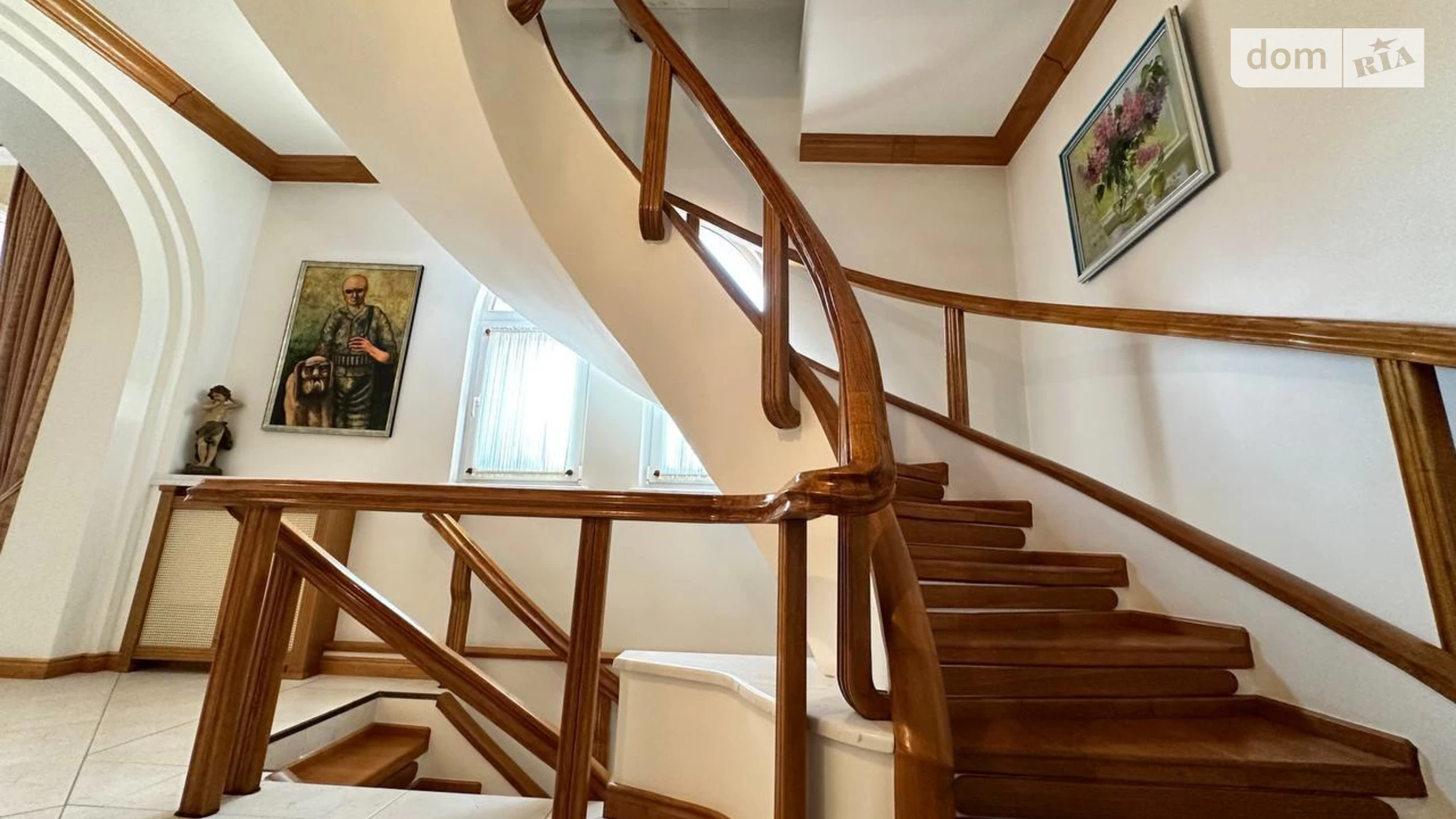 Продается дом на 3 этажа 723 кв. м с садом, цена: 779000 $ - фото 5
