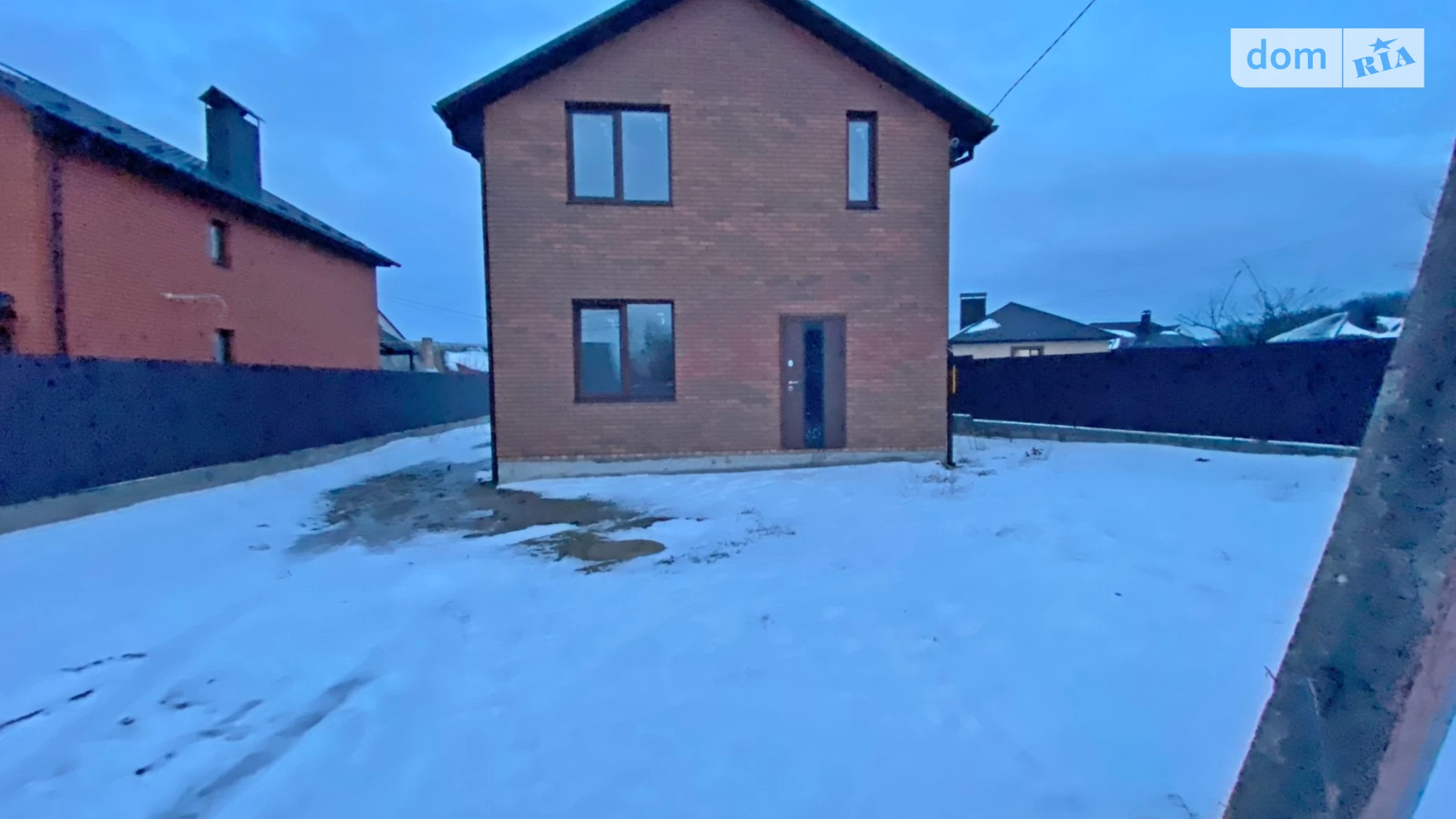 Продается дом на 2 этажа 110 кв. м с беседкой, цена: 79999 $ - фото 2