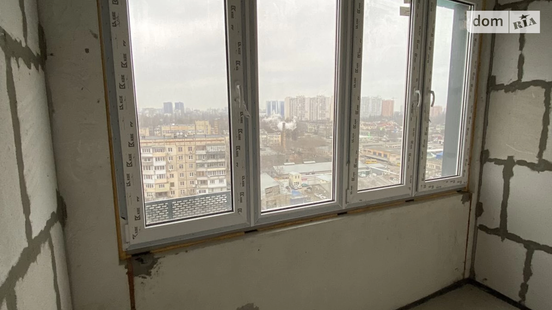 Продается 1-комнатная квартира 50 кв. м в Одессе, ул. Варненская
