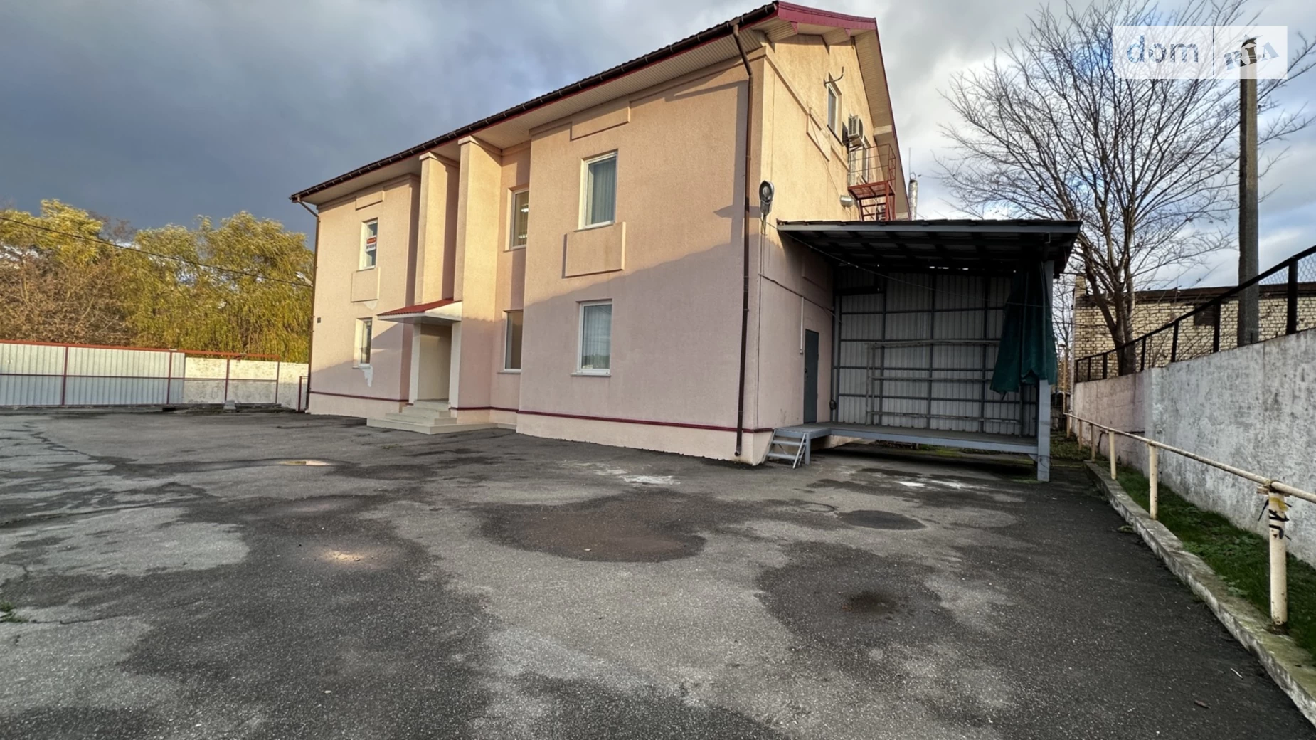 Продается помещения свободного назначения 542 кв. м в 3-этажном здании, цена: 599000 $ - фото 2