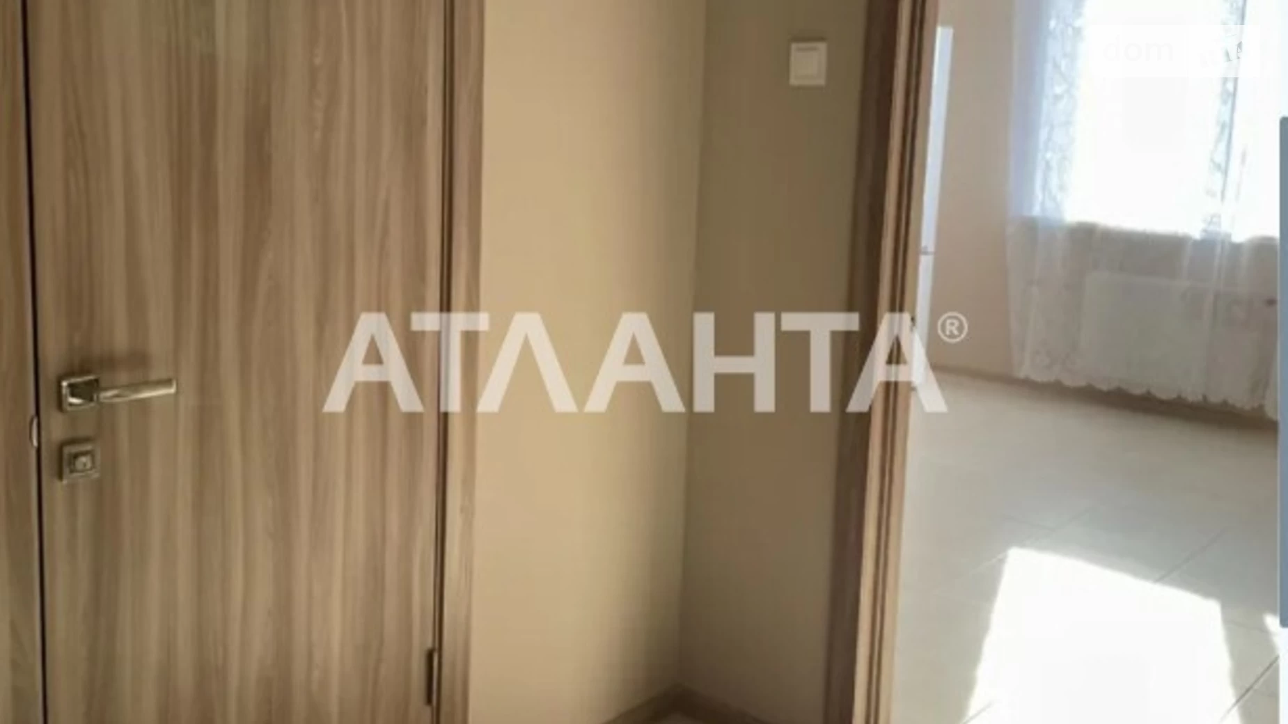 Продається 1-кімнатна квартира 46 кв. м у Одесі, вул. Балківська, 137Г