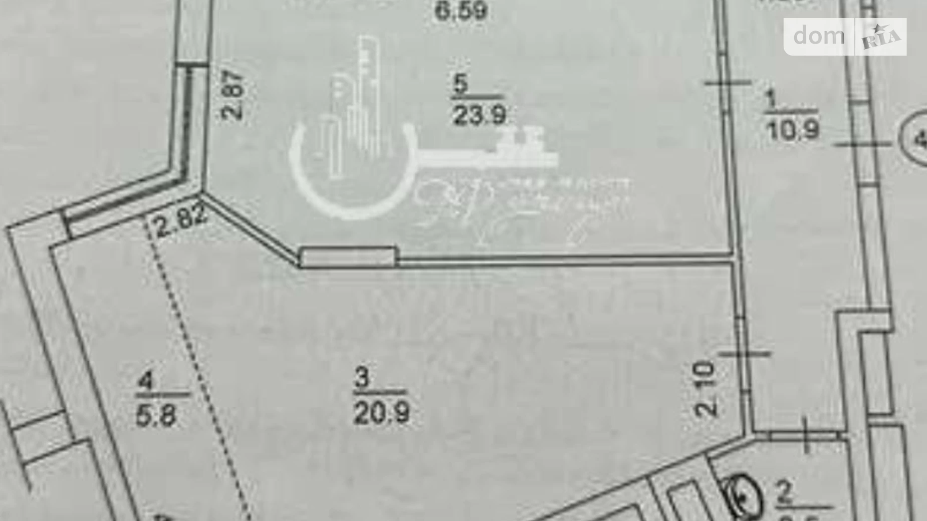 Продается 3-комнатная квартира 85 кв. м в Киеве, ул. Центральная, 21