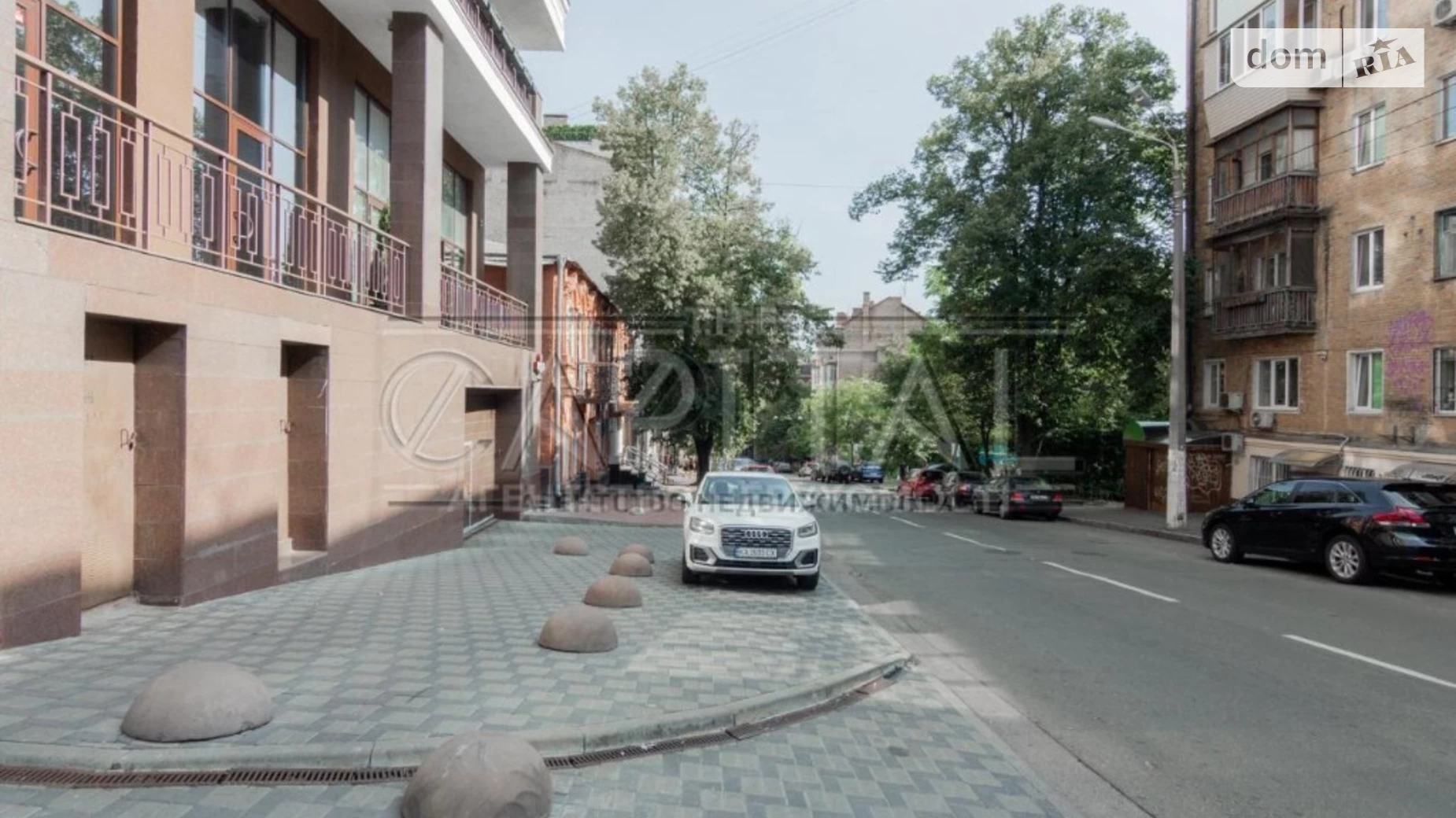 Продается 4-комнатная квартира 198 кв. м в Киеве, ул. Гоголевская, 14 - фото 2