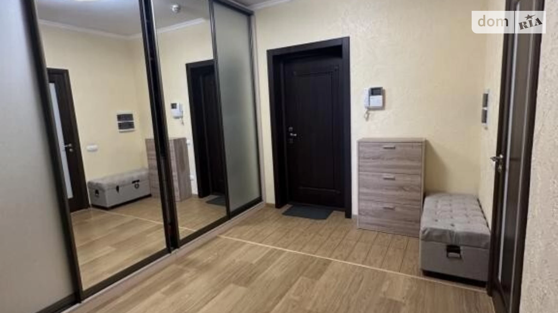 Продается 1-комнатная квартира 57 кв. м в Киеве, ул. Николая Ушакова, 1В - фото 4