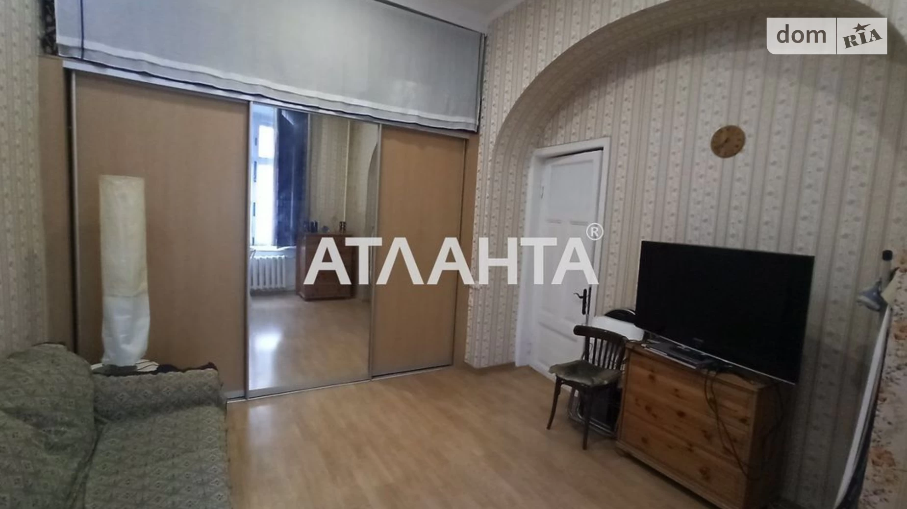 Продається 2-кімнатна квартира 48.1 кв. м у Одесі, вул. Канатна