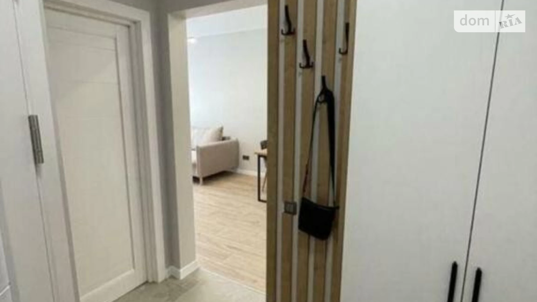 Продается 1-комнатная квартира 40 кв. м в Киеве, ул. Михаила Максимовича, 26В