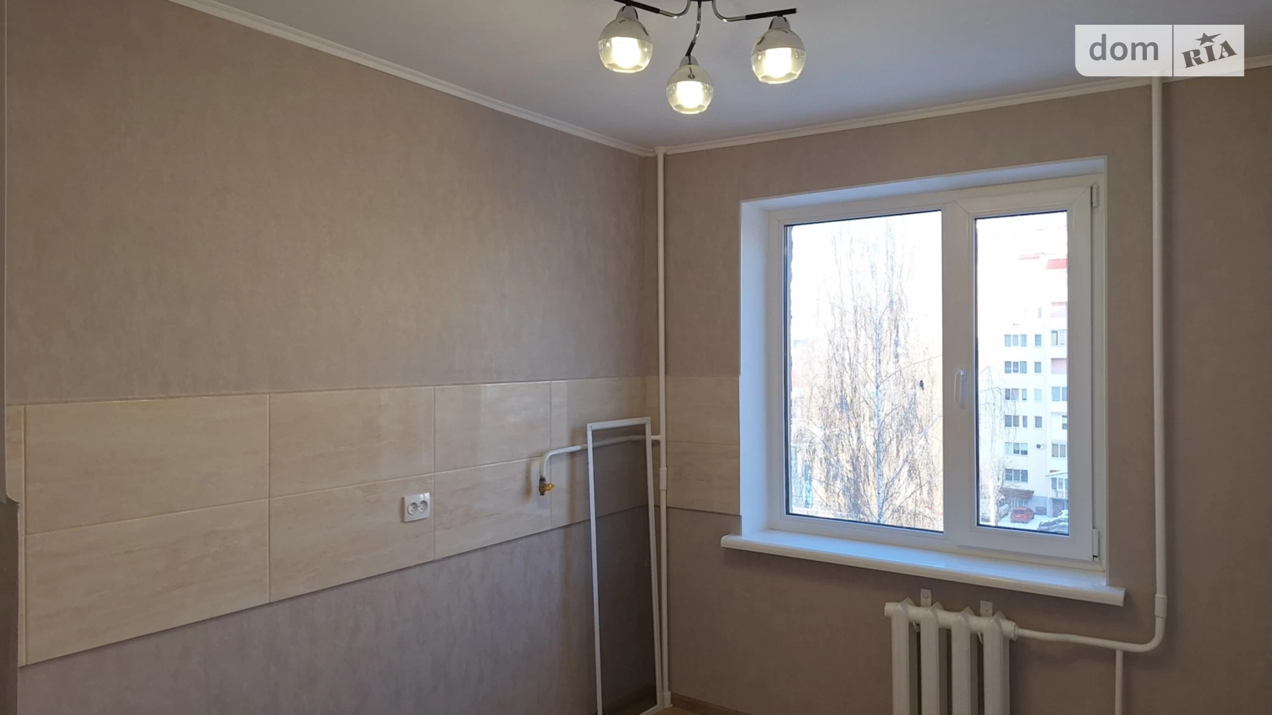 Продається 3-кімнатна квартира 63.7 кв. м у Вінниці, вул. Келецька