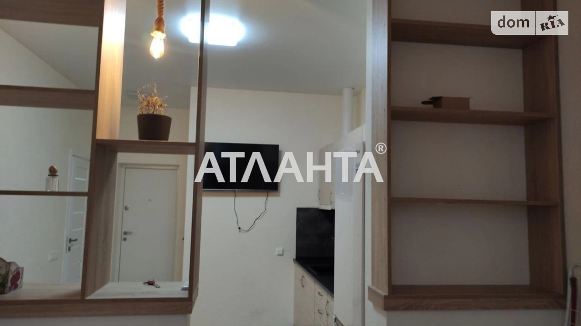 Продается 1-комнатная квартира 28 кв. м в Одессе, ул. Владислава Бувалкина(Генерала Бочарова), 60Б