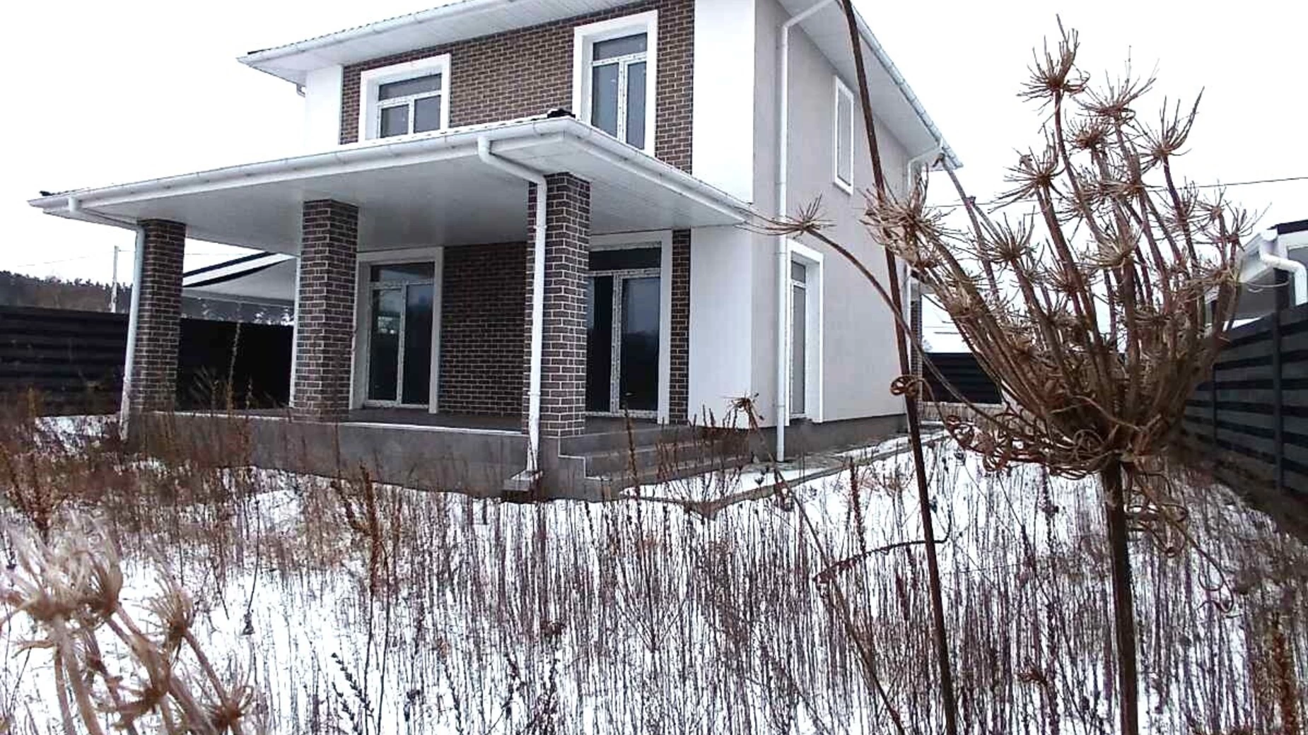 Продается дом на 2 этажа 150 кв. м с гаражом, цена: 150000 $ - фото 3