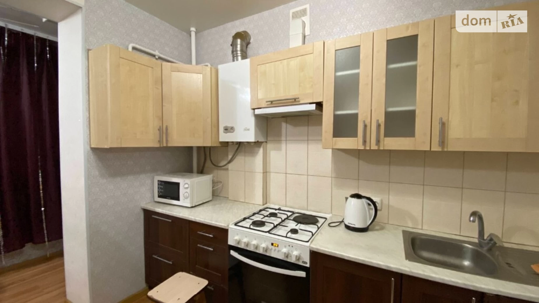 Продается 1-комнатная квартира 27 кв. м в Ирпене, ул. Николая Сингаевского(Новооскольская), 2