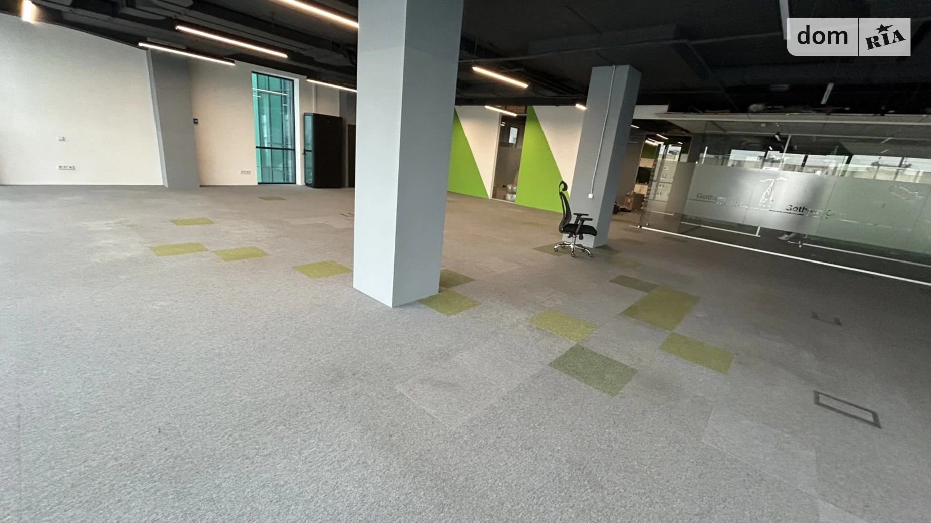 Сдается в аренду офис 890 кв. м в бизнес-центре, цена: 12460 $ - фото 4