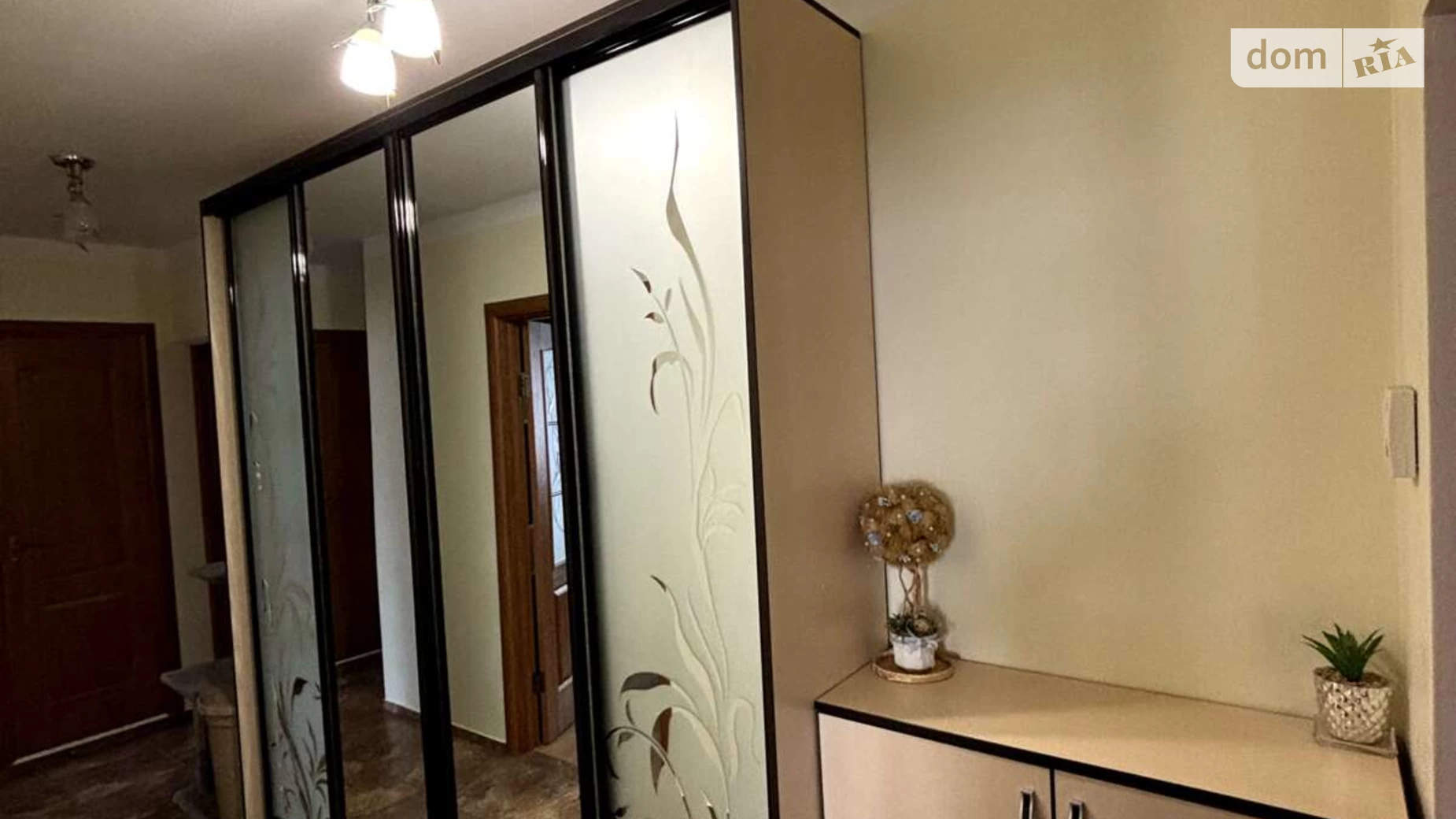 Продается 3-комнатная квартира 66 кв. м в Ровно, ул. Млыновская, 39 - фото 5