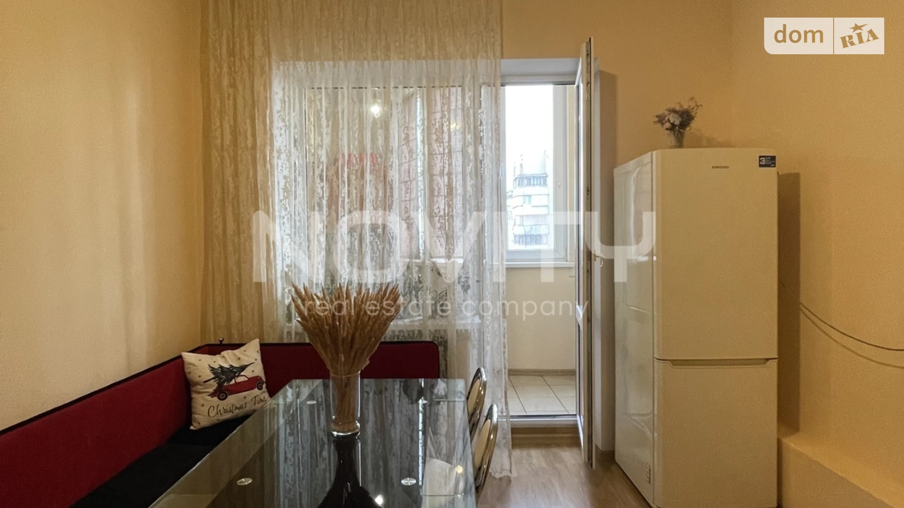 Продается 1-комнатная квартира 43 кв. м в Одессе, просп. Небесной Сотни, 3А