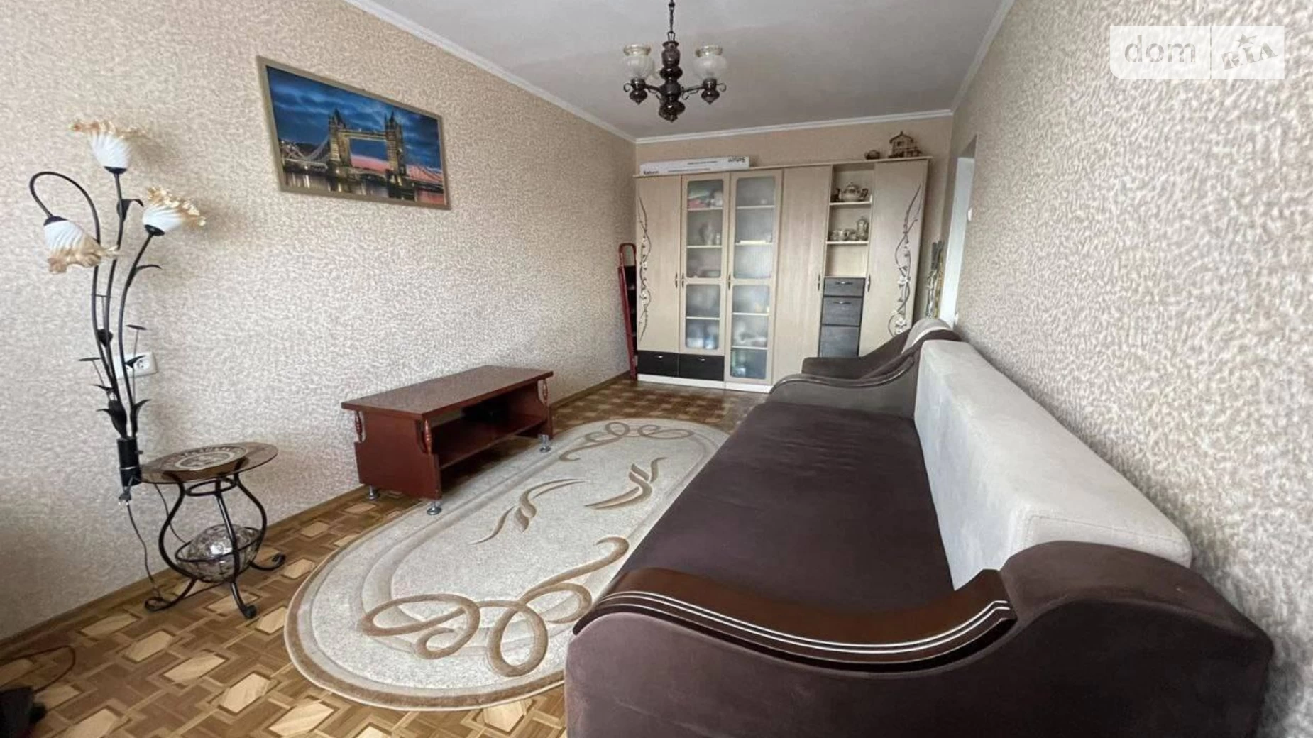Продается 2-комнатная квартира 56.6 кв. м в Черноморске, ул. Виталия Шума