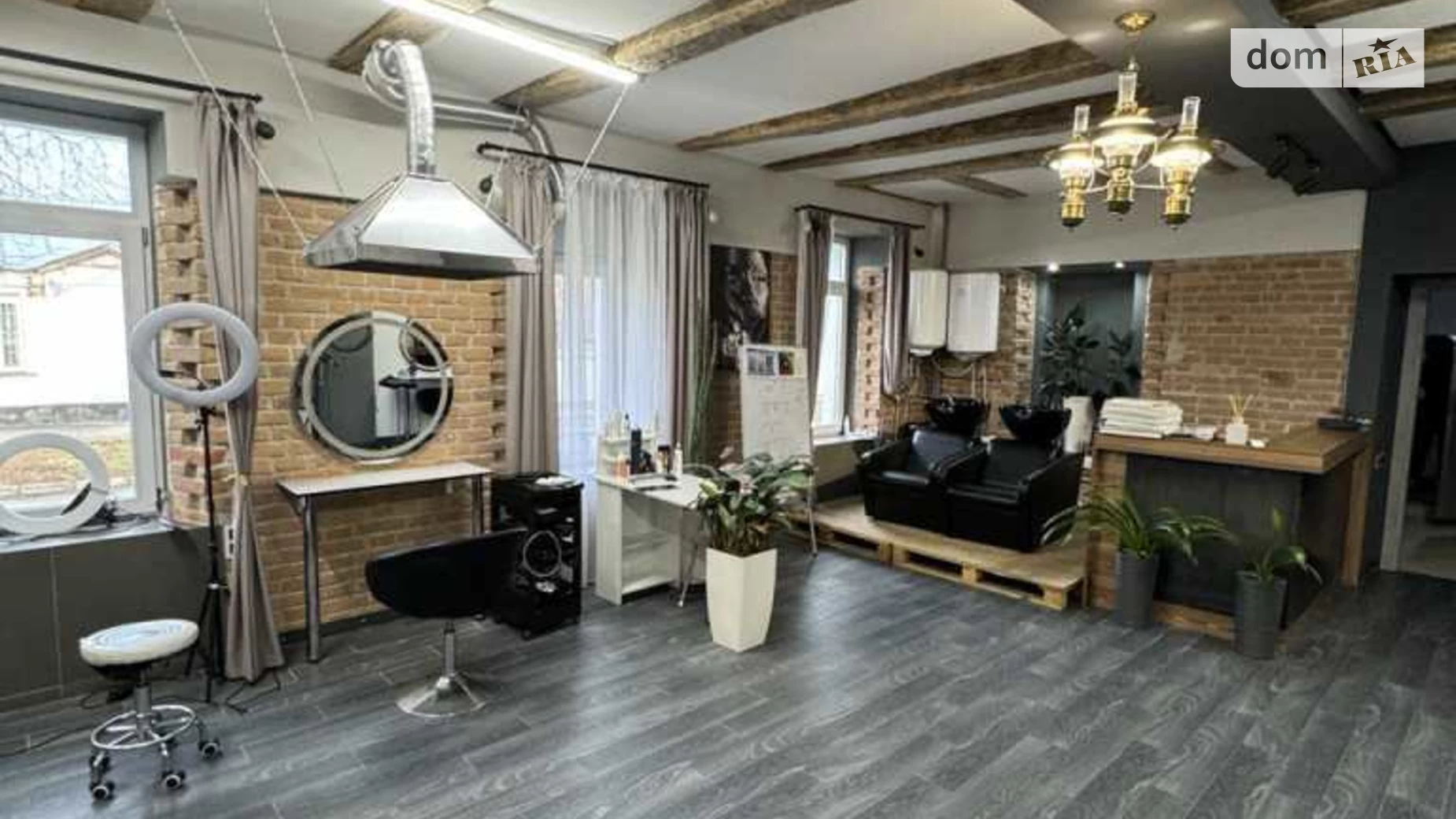 Продается объект сферы услуг 71.2 кв. м в 3-этажном здании, цена: 80000 $ - фото 4