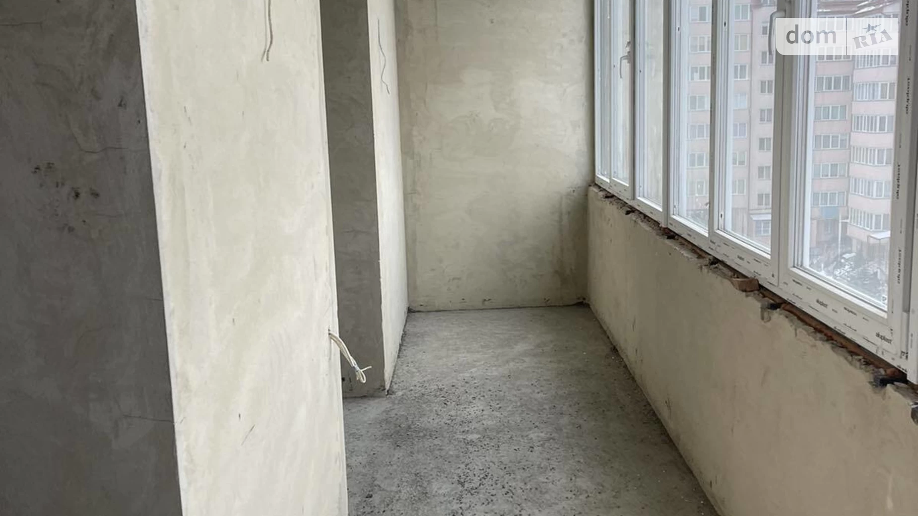 Продается 2-комнатная квартира 69 кв. м в Черновцах, ул. Героев Майдана, 150 - фото 3