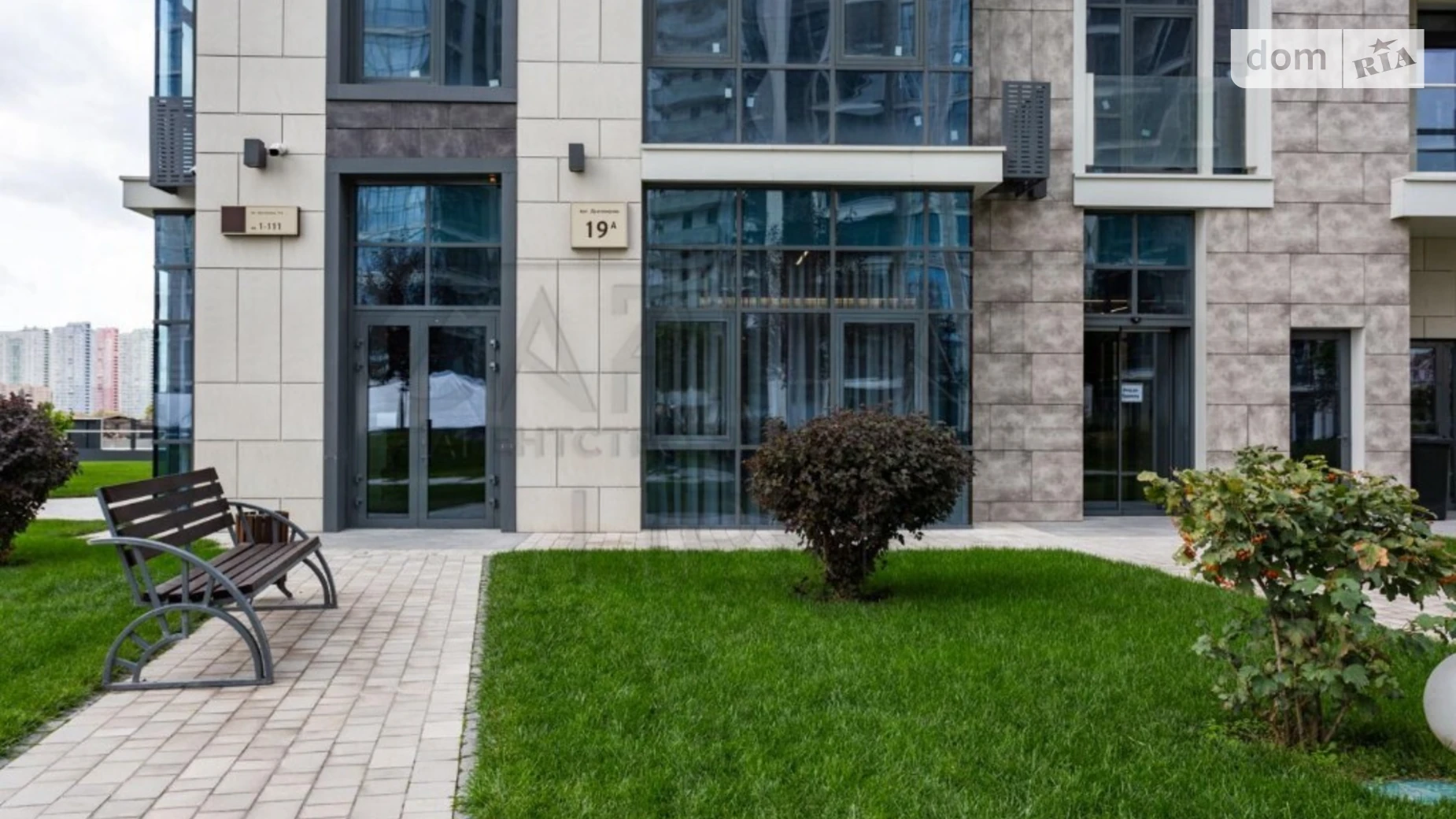 Сдается в аренду помещения свободного назначения 270 кв. м в 19-этажном здании, цена: 8100 $ - фото 2