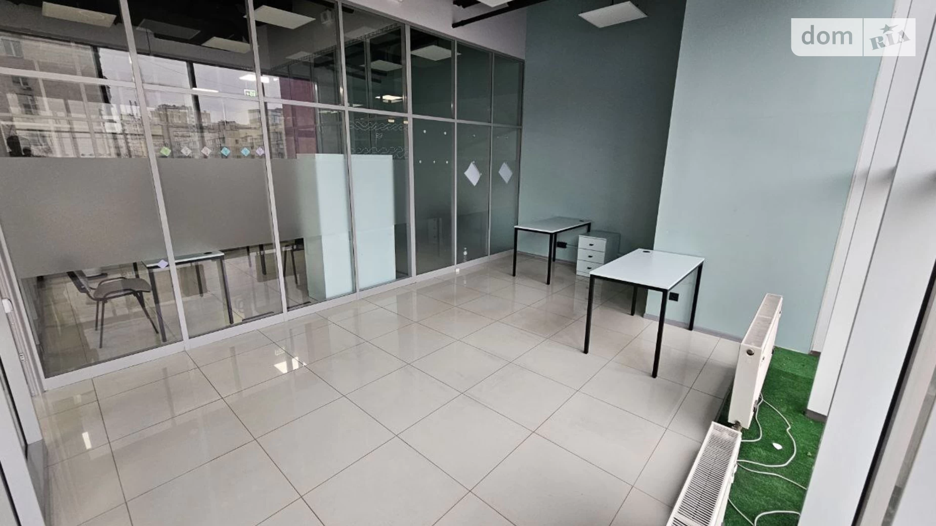 Сдается в аренду офис 22.7 кв. м в бизнес-центре, цена: 15890 грн - фото 4