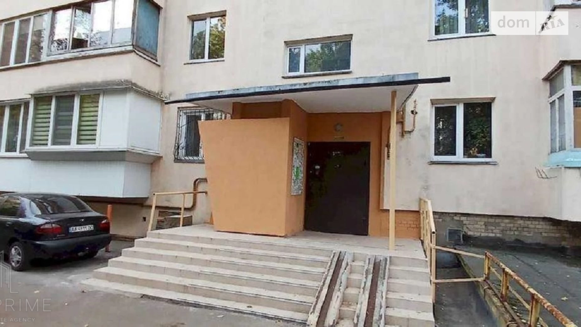 Продається 3-кімнатна квартира 72 кв. м у Києві, вул. Академіка Щусєва, 36