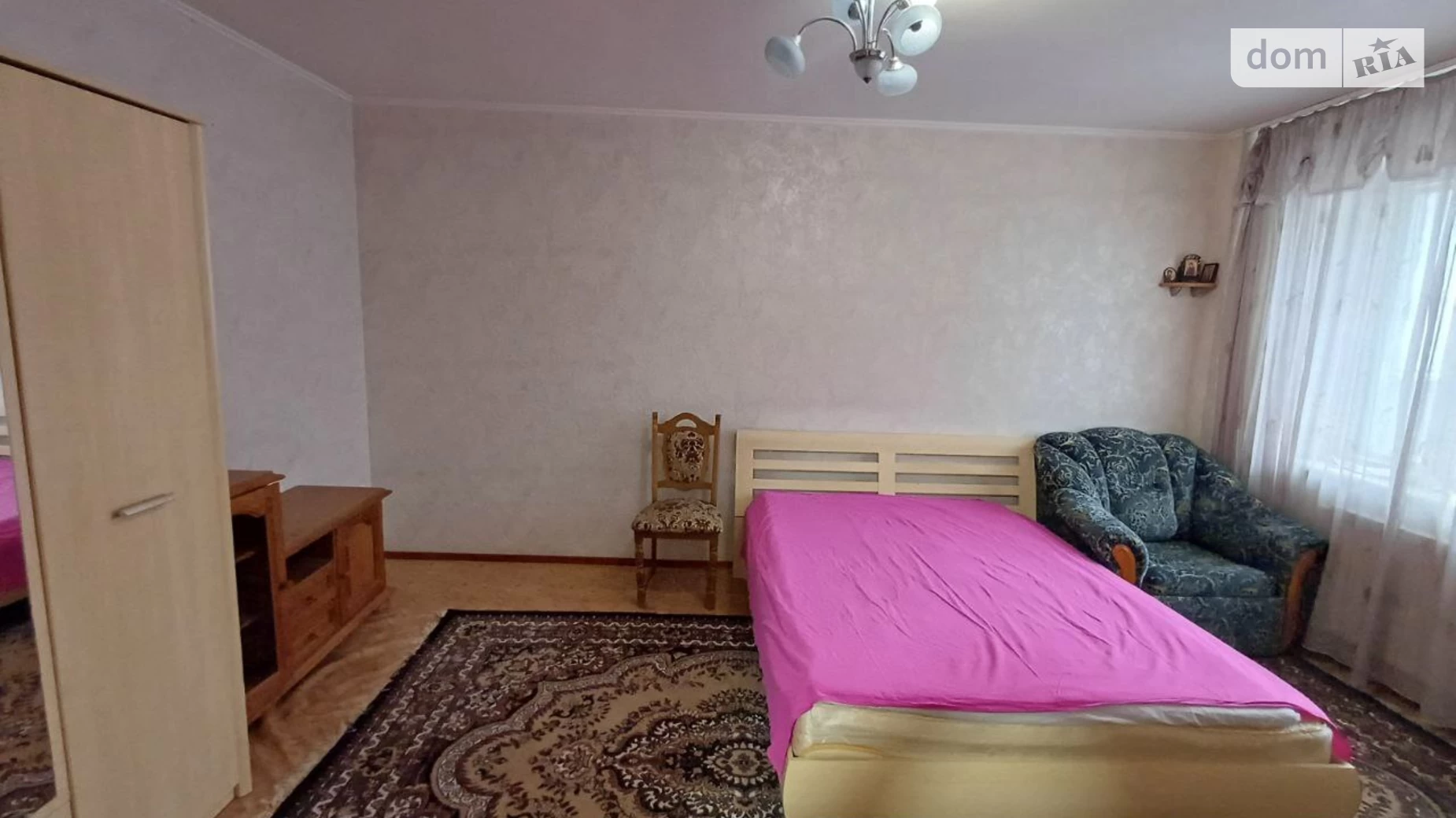 Продается 2-комнатная квартира 64.9 кв. м в Киеве, пл. Святошинская