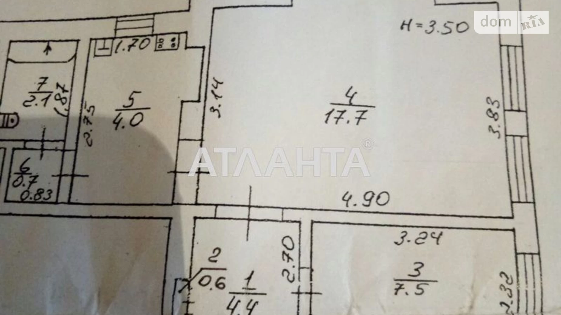 Продается 2-комнатная квартира 37 кв. м в Одессе, ул. Дегтярная