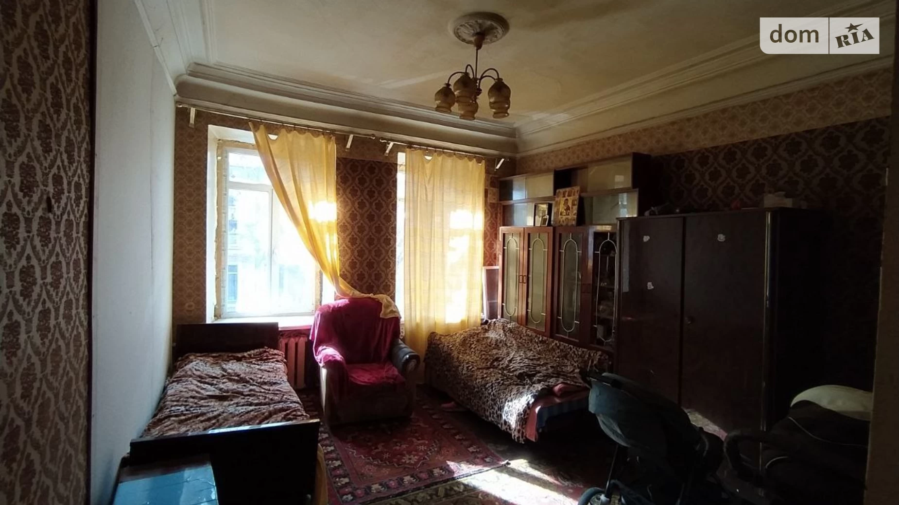 Продається 2-кімнатна квартира 45 кв. м у Одесі, вул. Генерала Ватутіна