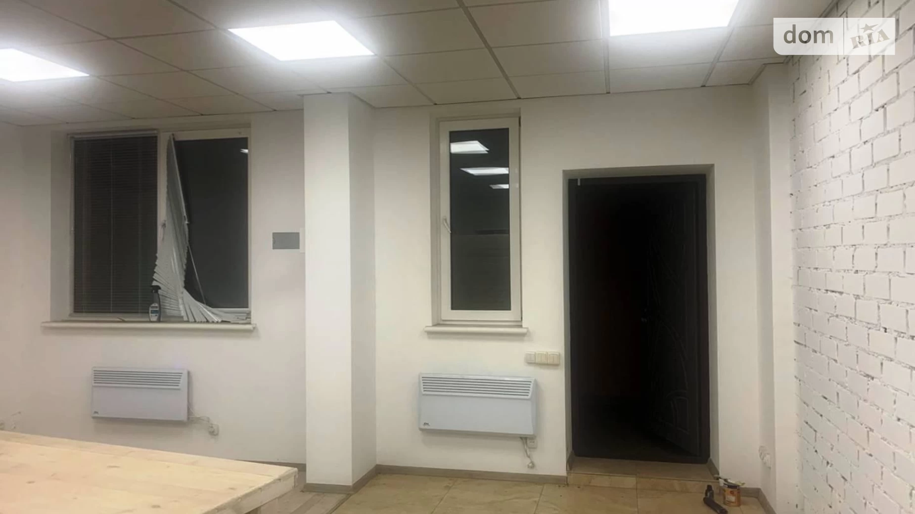 Продається офіс 37 кв. м в бізнес-центрі, цена: 27000 $ - фото 3