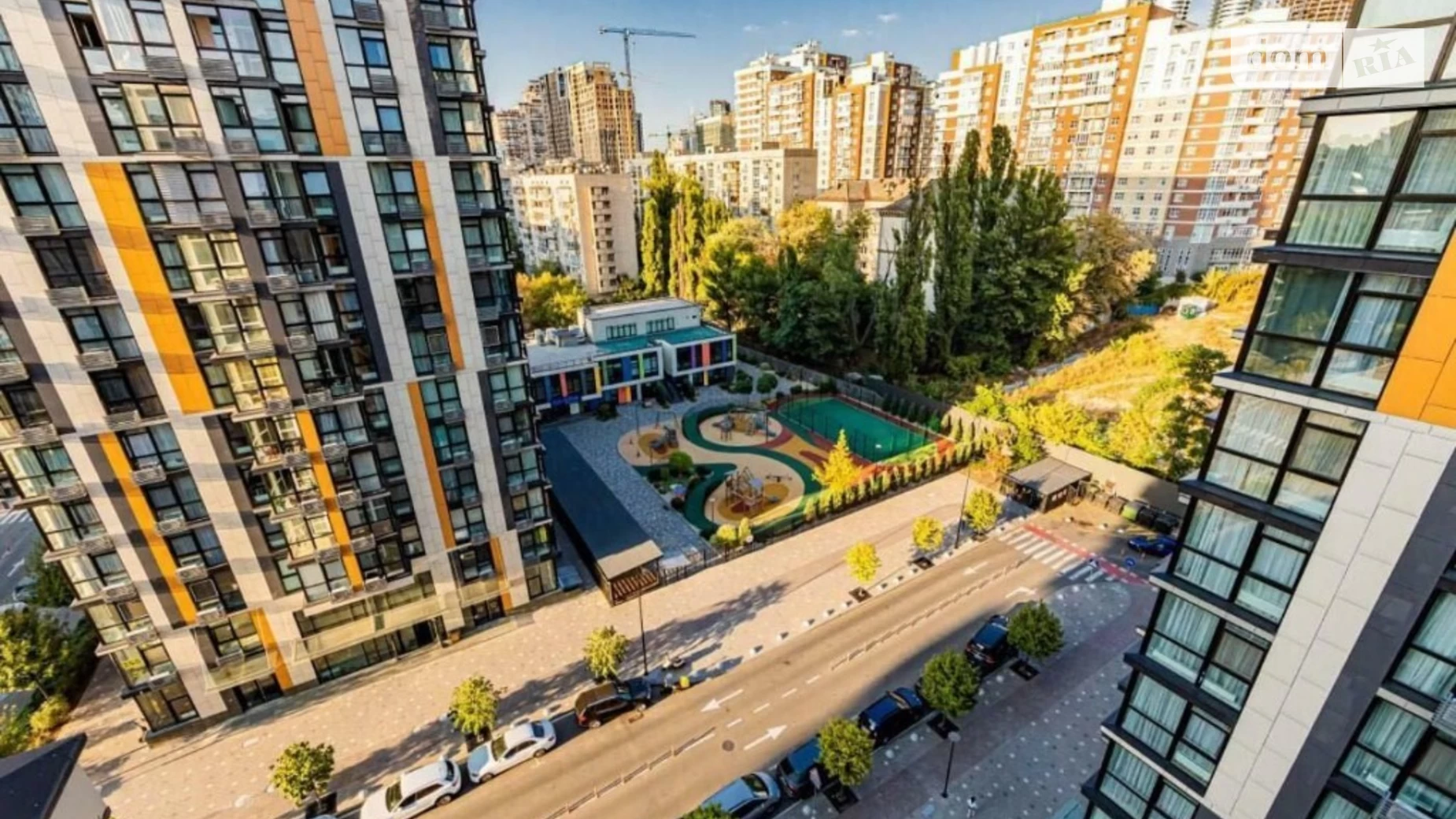 Продается 4-комнатная квартира 118 кв. м в Киеве, ул. Предславинская, 42А - фото 3