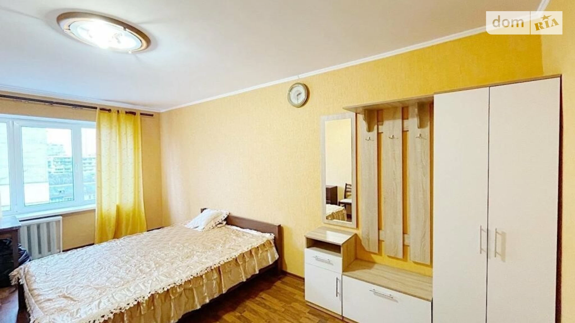 Продается 2-комнатная квартира 54 кв. м в Киеве, просп. Лобановского, 39А